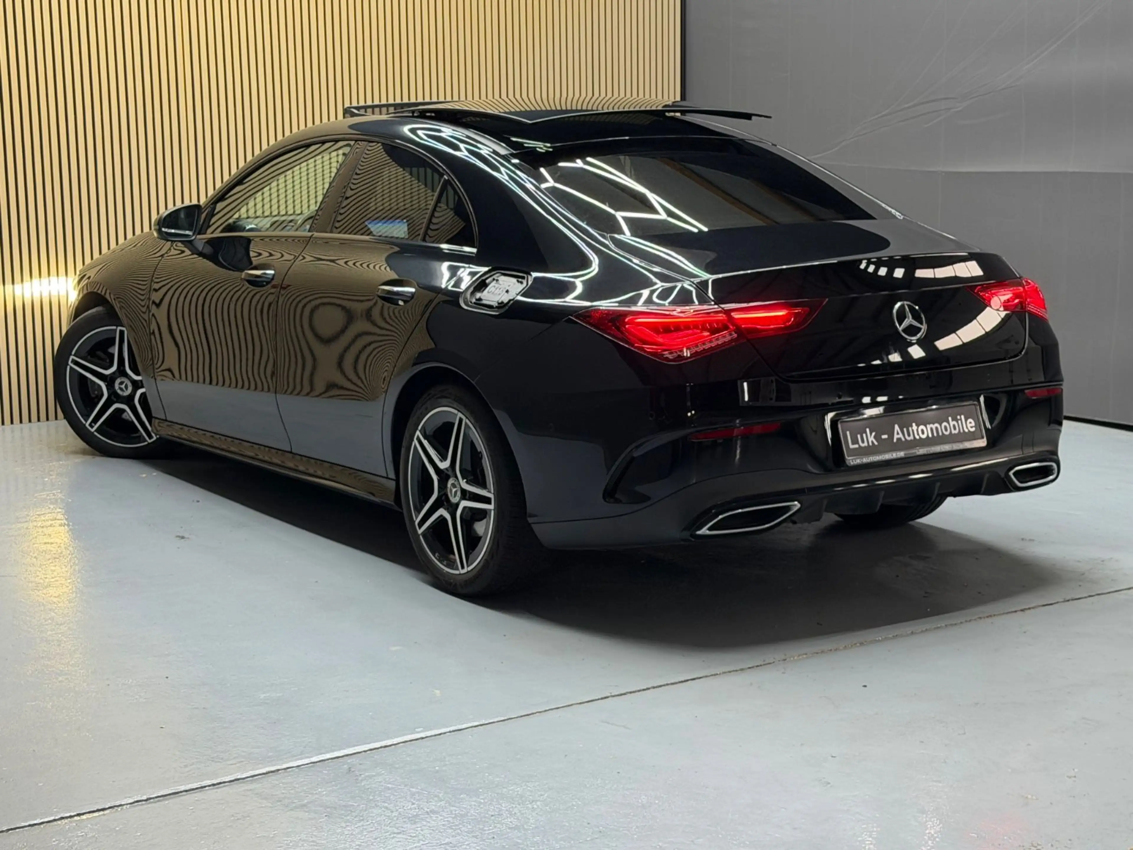 Mercedes-Benz CLA 200 AMG*Panorama*Kam*Burmester*MemSitz*ACC — photo 7