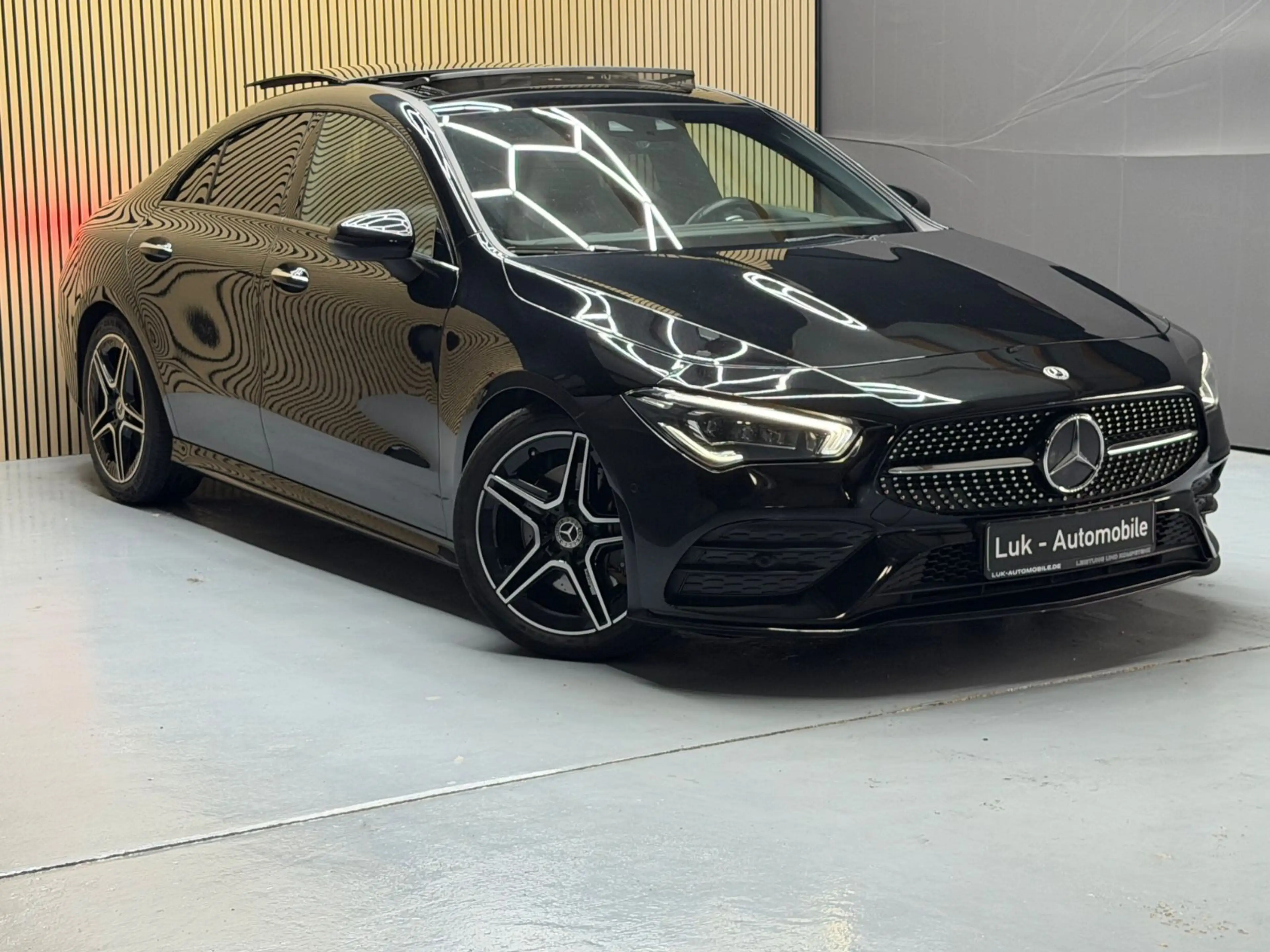 Mercedes-Benz CLA 200 AMG*Panorama*Kam*Burmester*MemSitz*ACC — photo 2