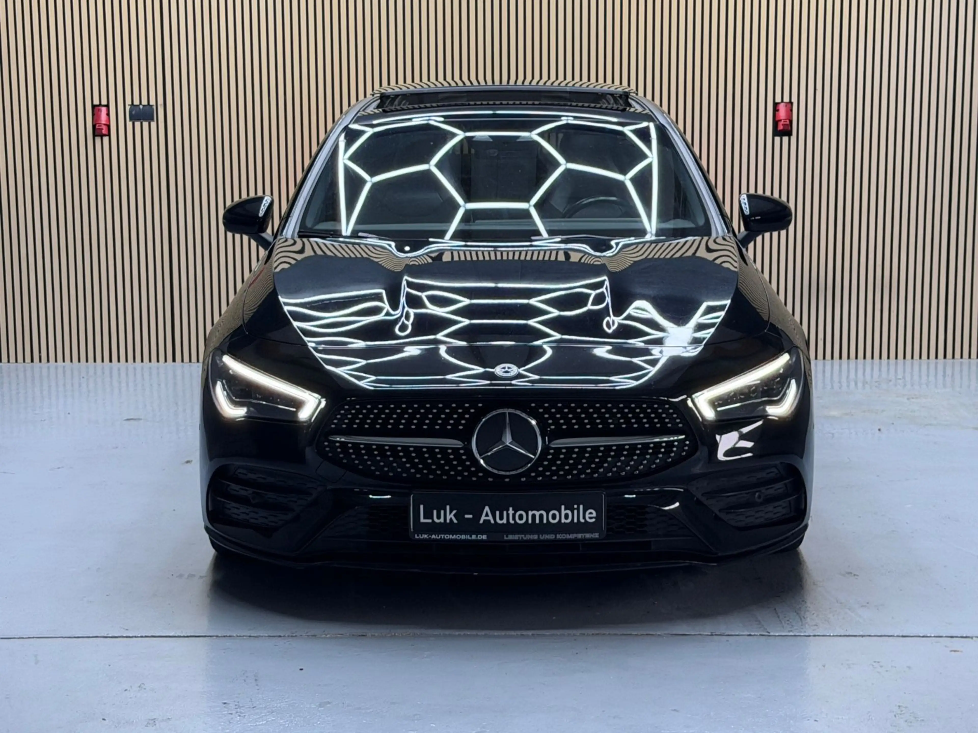 Mercedes-Benz CLA 200 AMG*Panorama*Kam*Burmester*MemSitz*ACC