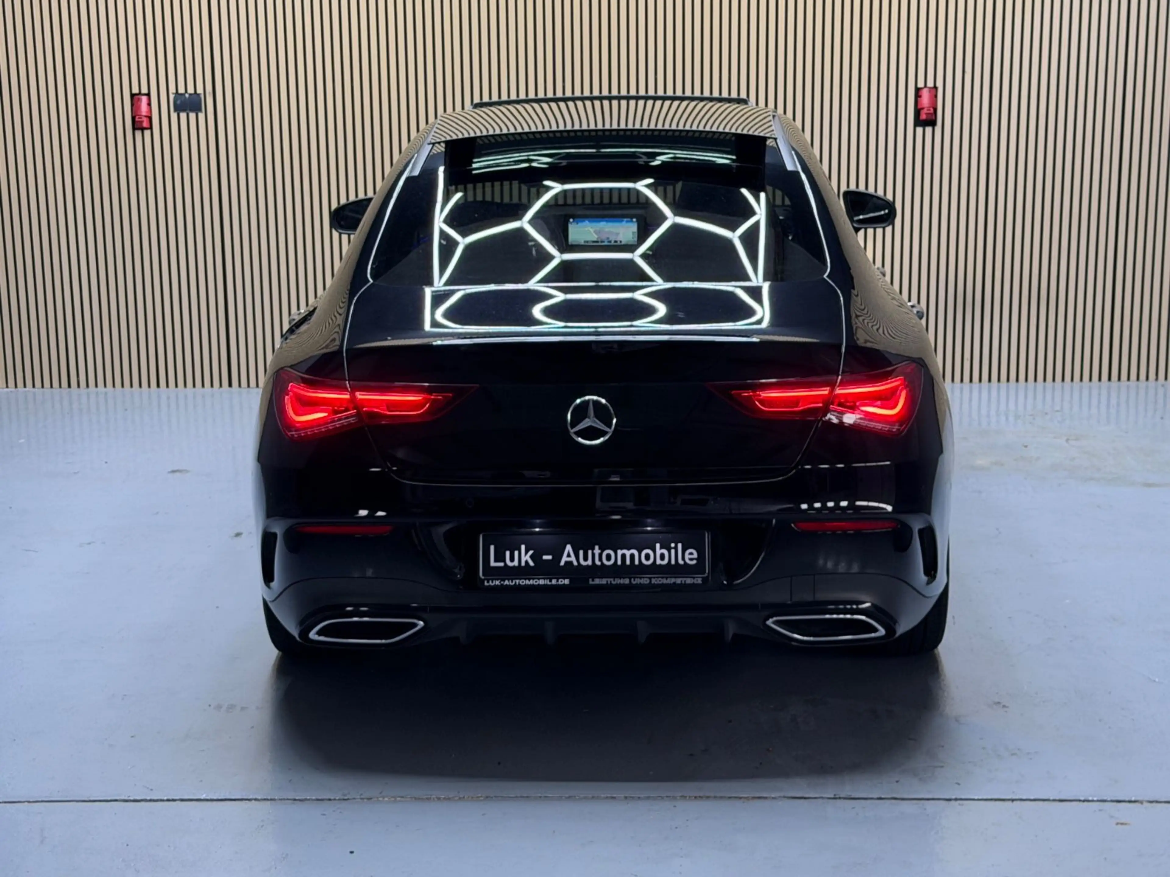 Mercedes-Benz CLA 200 AMG*Panorama*Kam*Burmester*MemSitz*ACC — photo 6