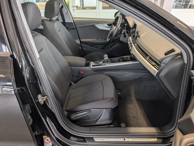 Audi A4 view 2