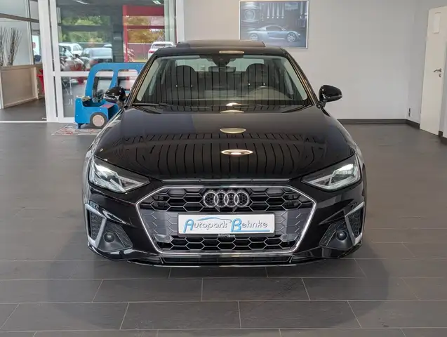 Audi A4 view 3