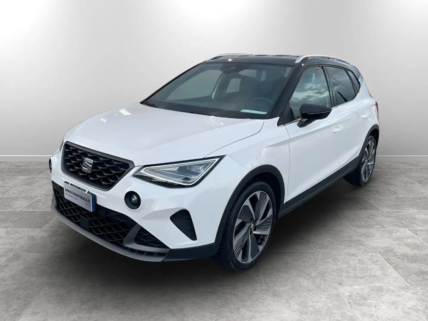 SEAT Arona 1.0 tgi FR 90cv Bianco - 1