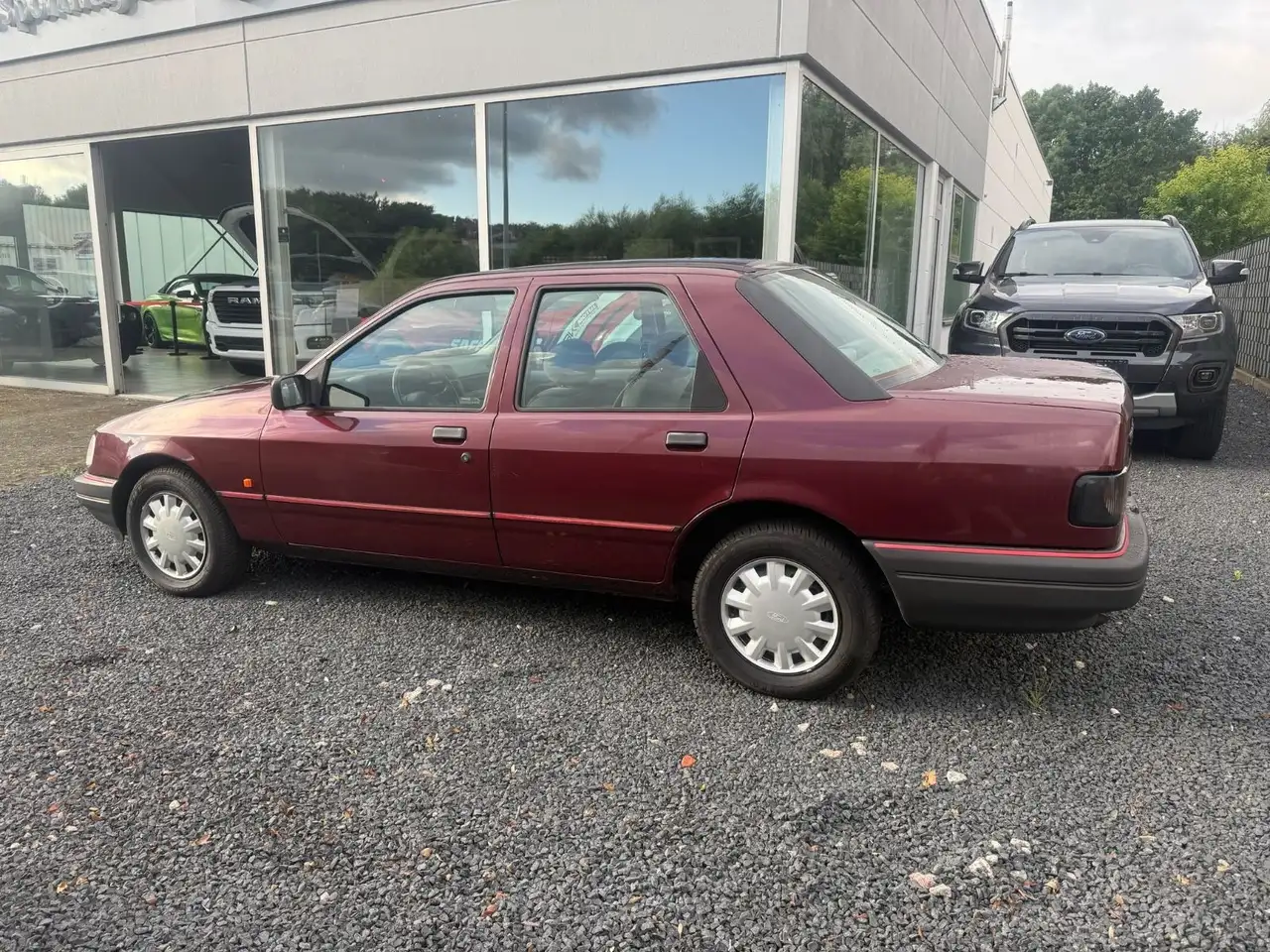 Ford Sierra *18TKM+1.Hand*Automatik*, foto 2