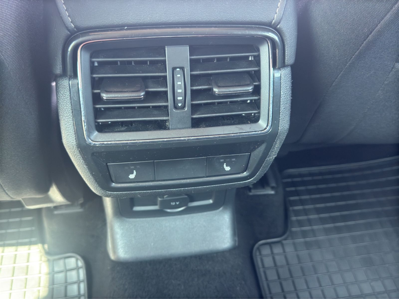 Skoda Karoq Drive 125 4x4 /KAMERA/VIRUAL/LED/AHK/ — photo 14
