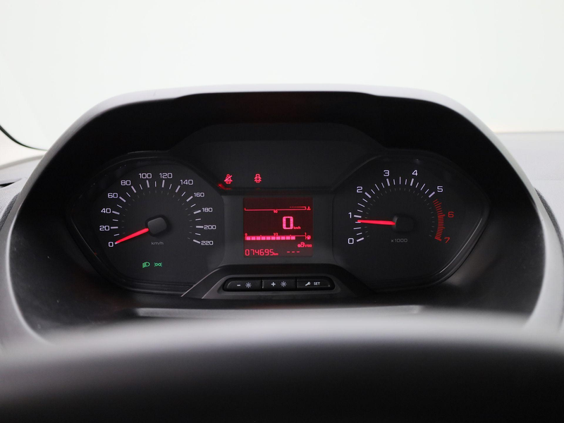 Peugeot Partner 1.5 BHDi L1 Light 55kW Pro — photo 10