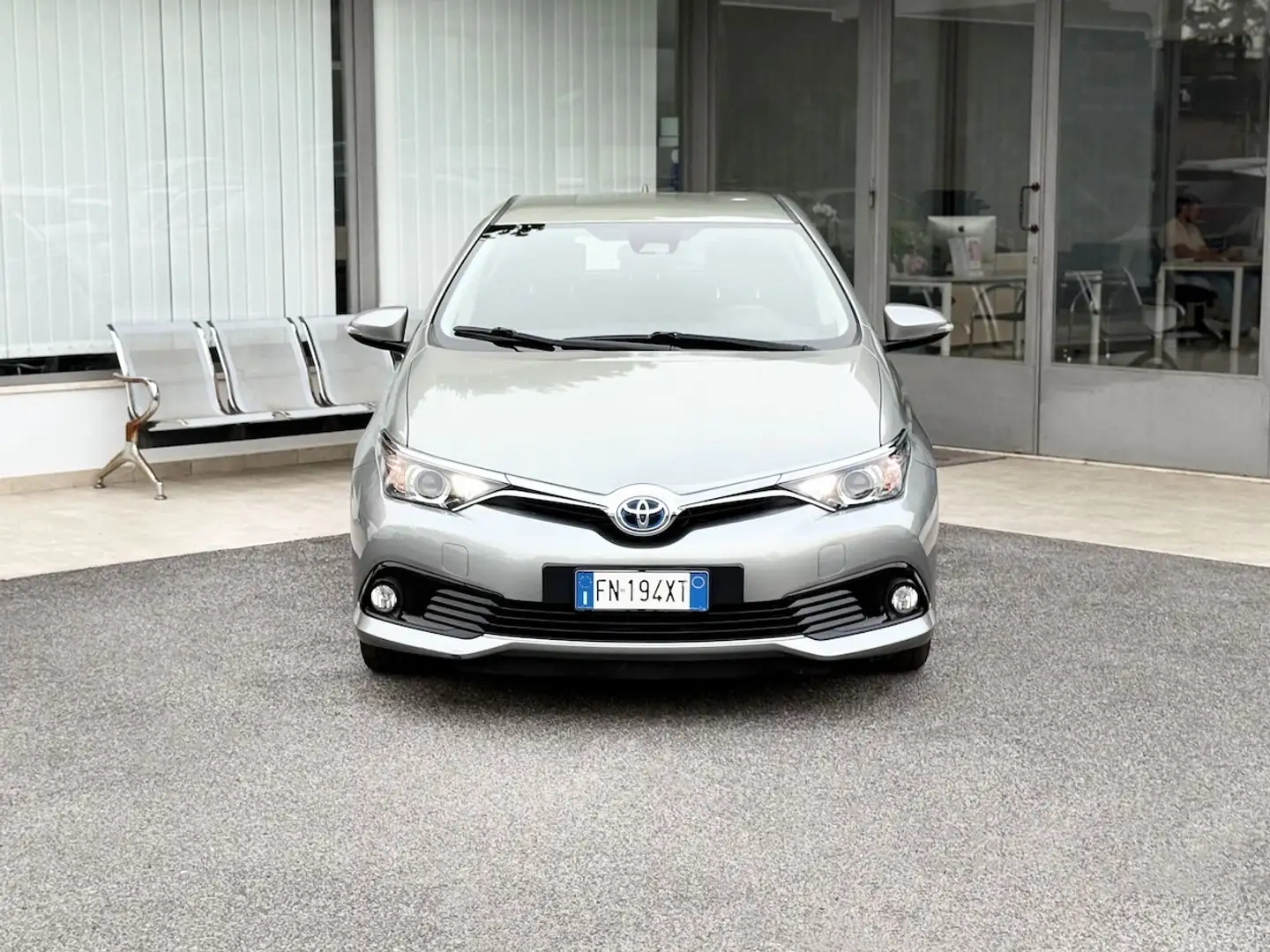 Toyota Auris 1.8 Hybrid 99CV E6 Automatica - 2018 Argento - 2