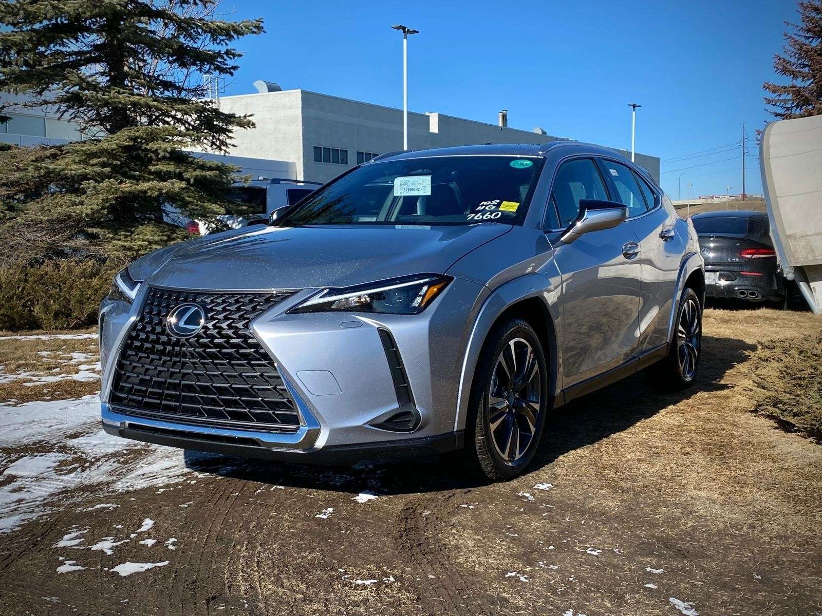 2026 Lexus UX — photo 1