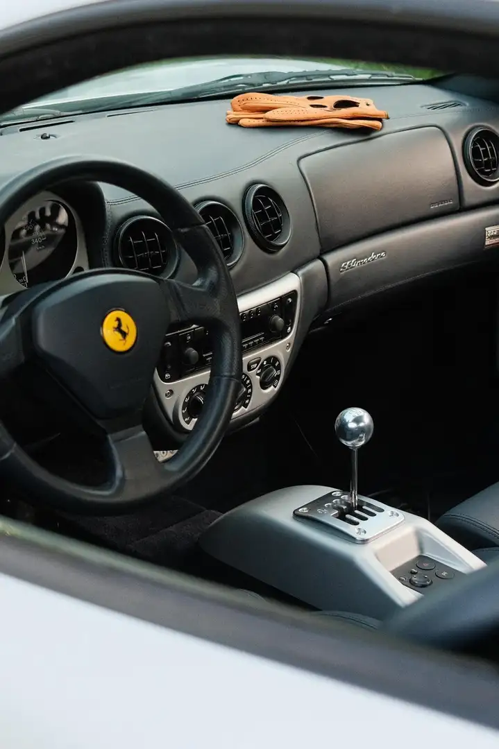 Ferrari 360 Modena - 2
