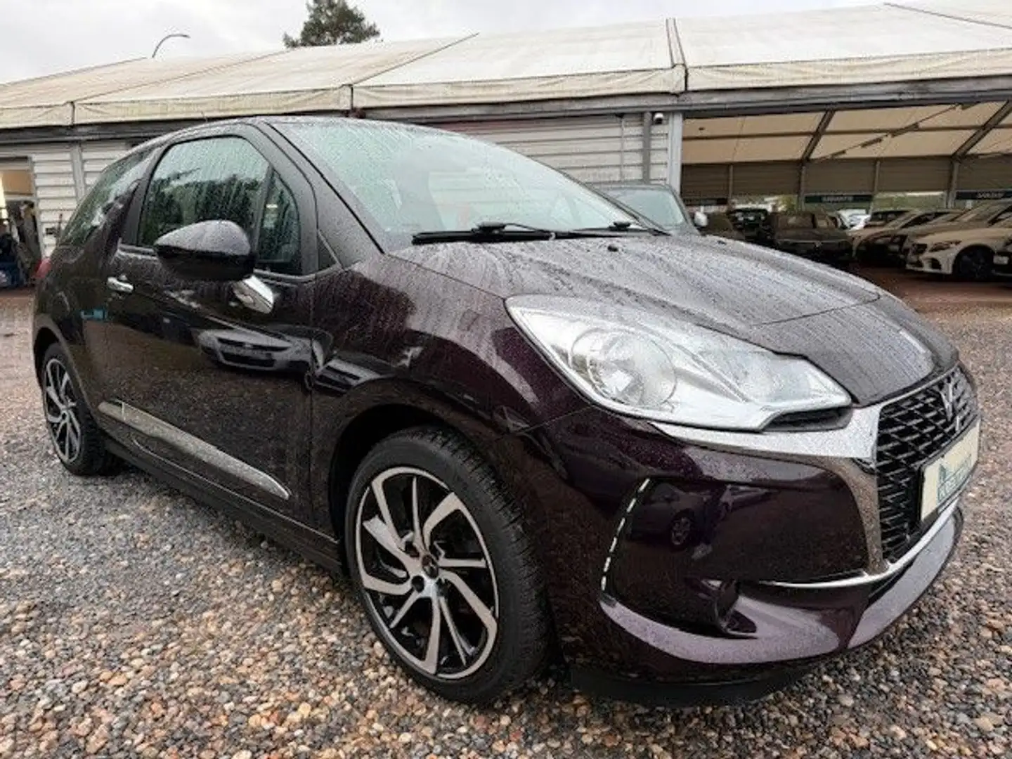 DS Automobiles DS 3 So Chic Violett - 1