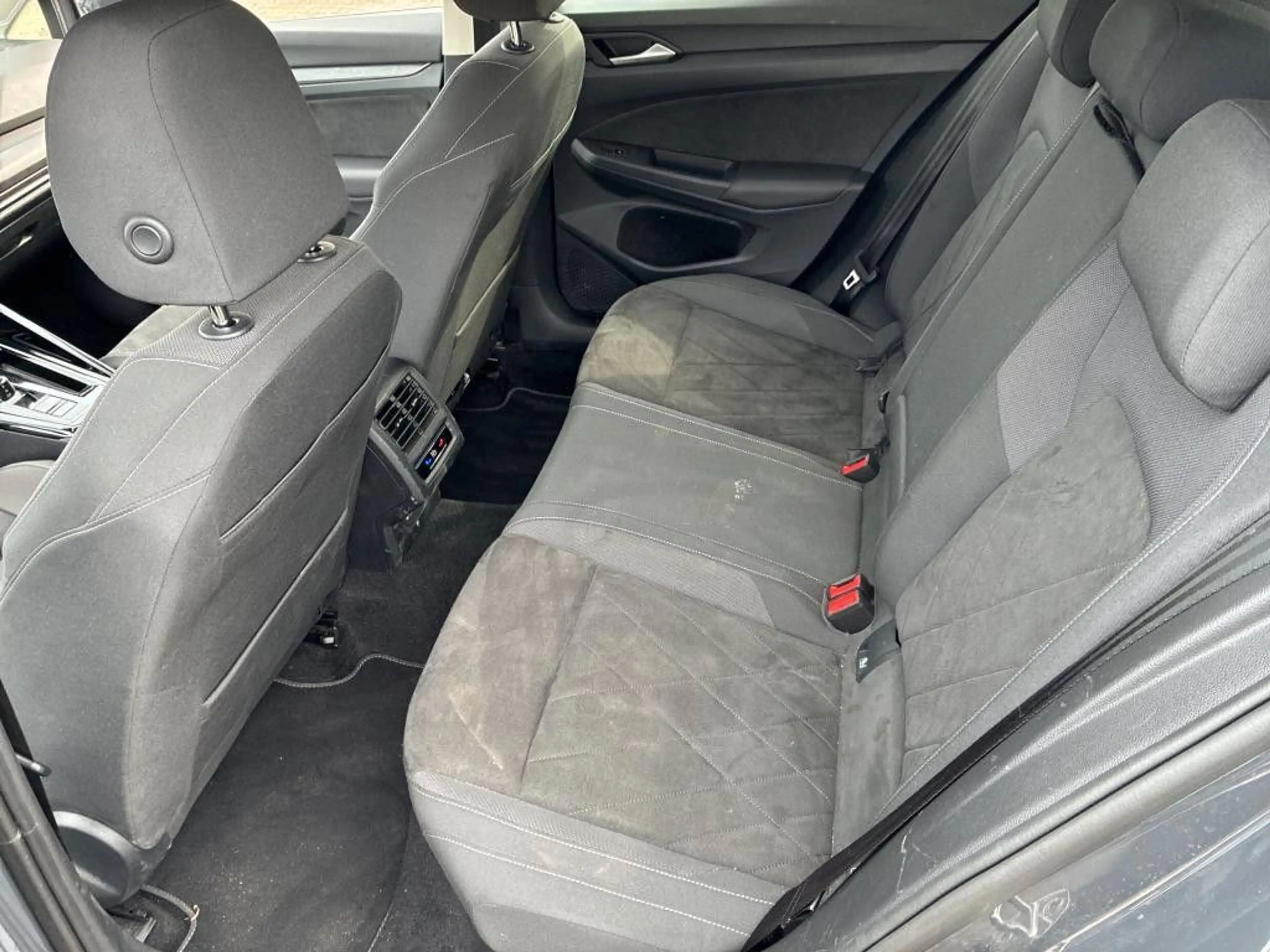 Volkswagen Golf VIII Lim.Style 2.0 TDI SCR 110kW 7-Gang DSG — photo 7