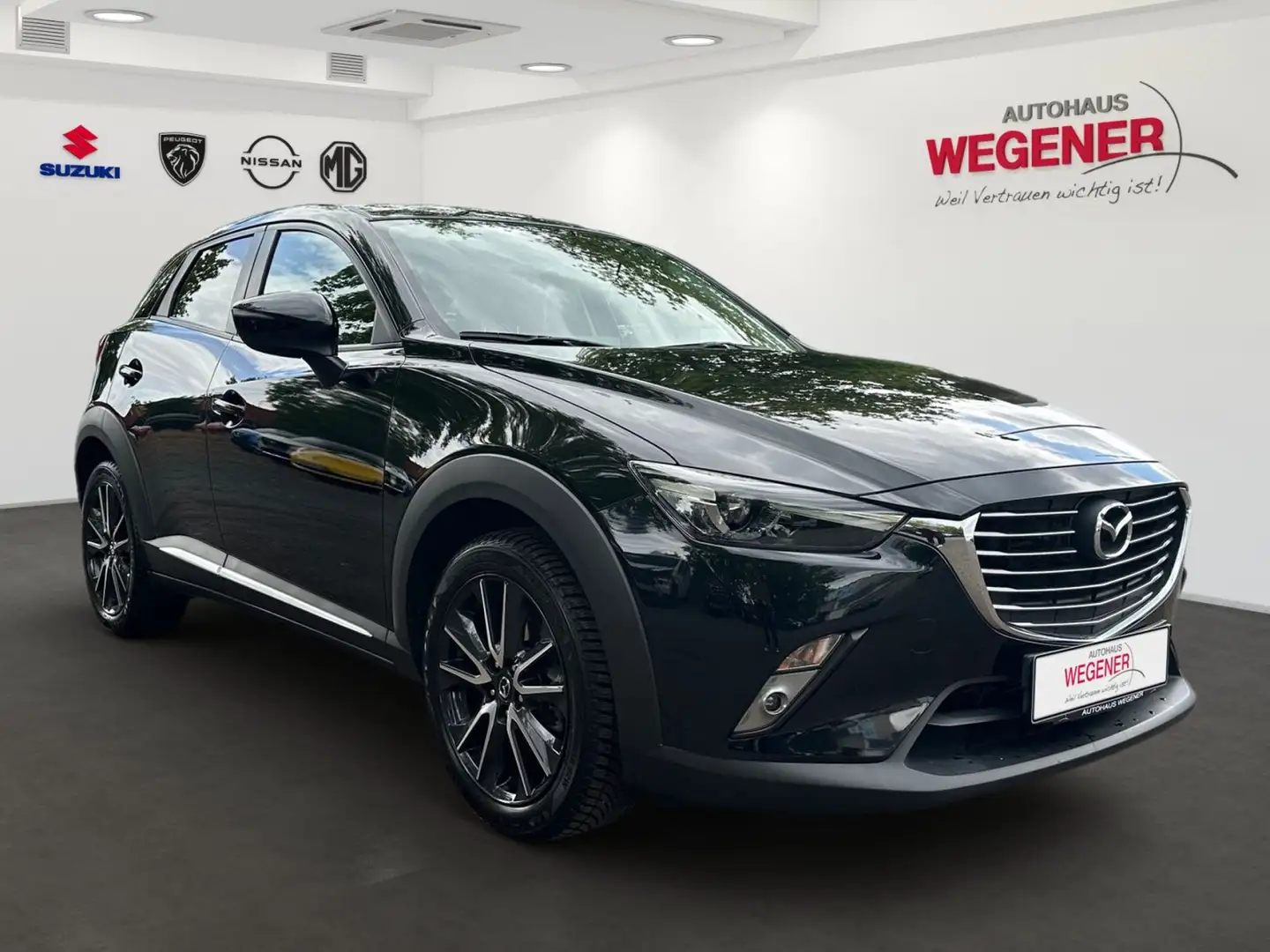 Mazda CX-3 SKYACTIV-G *LED*KAM*NAVI*SITZH* crna - 2