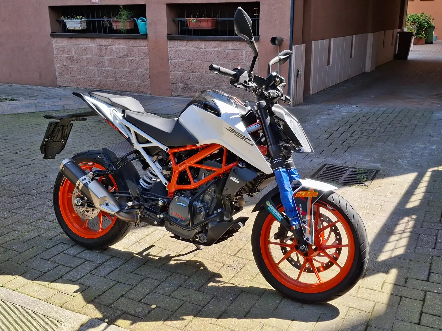 KTM 390 Duke 2019 Portocaliu - 1