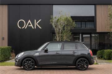 Mini 2.0 Chili | Navigatie | Half Leder | LED | 18