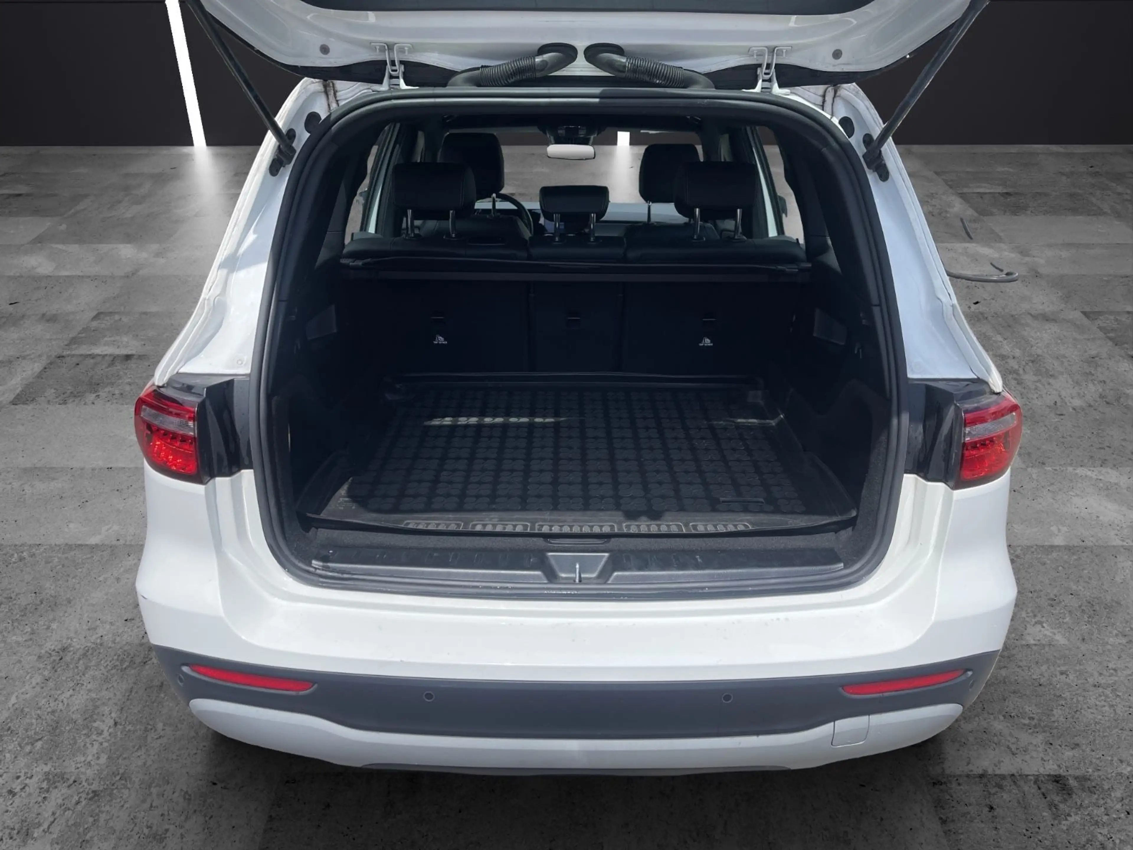 Mercedes-Benz GLB 200 d*AUTOM.*KAMERA*1.GAR*WIDESCREEN*S-HEFT* — photo 9