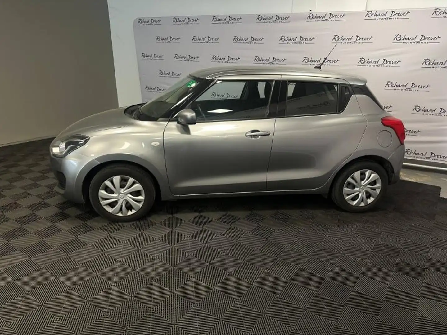 Suzuki Swift 1.2 Dualjet Hybrid 83ch Avantage - 2