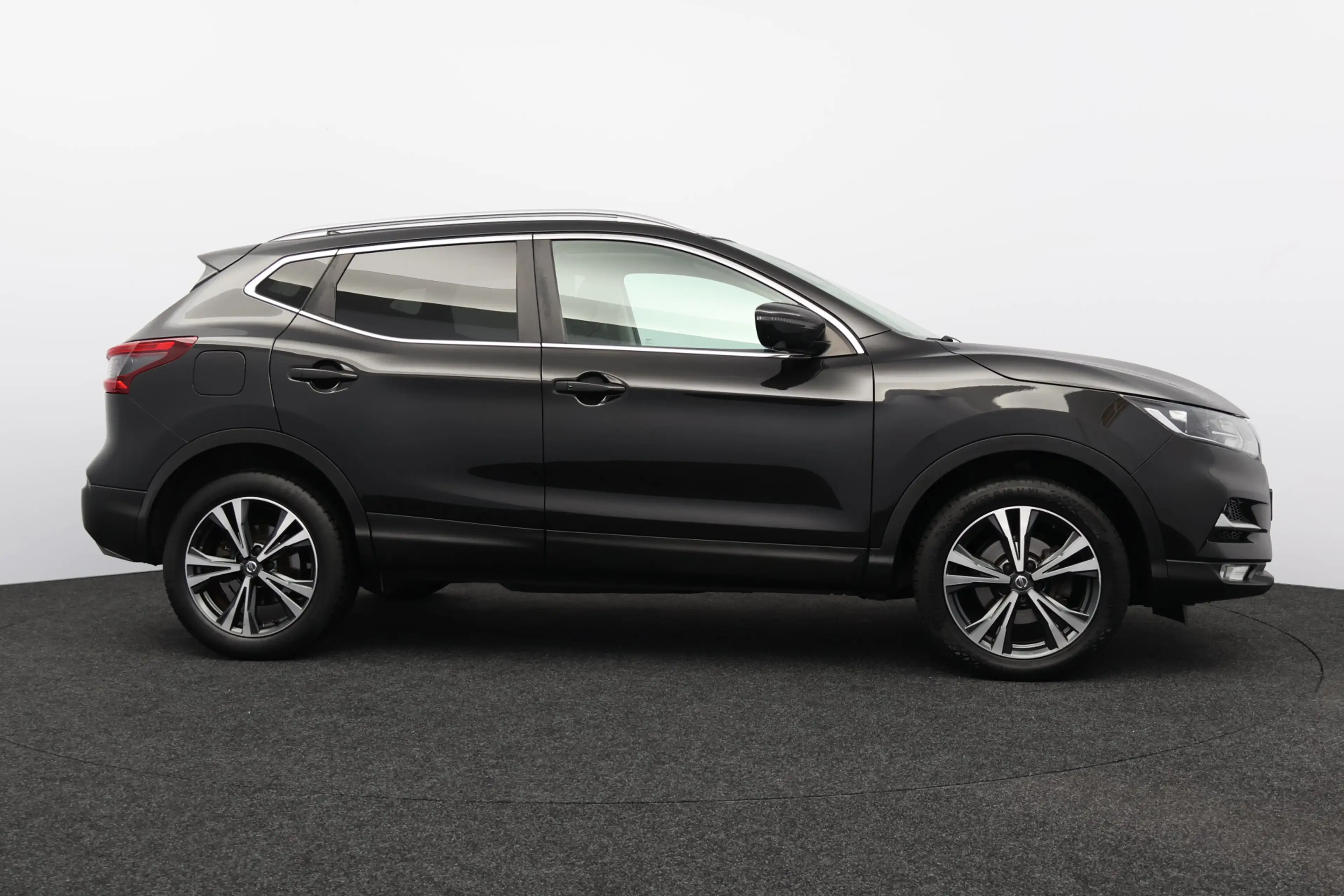Nissan Qashqai 1.2 N-Connecta/ Panorama-Dak/ 18'' LMV/ Extra geti — photo 13