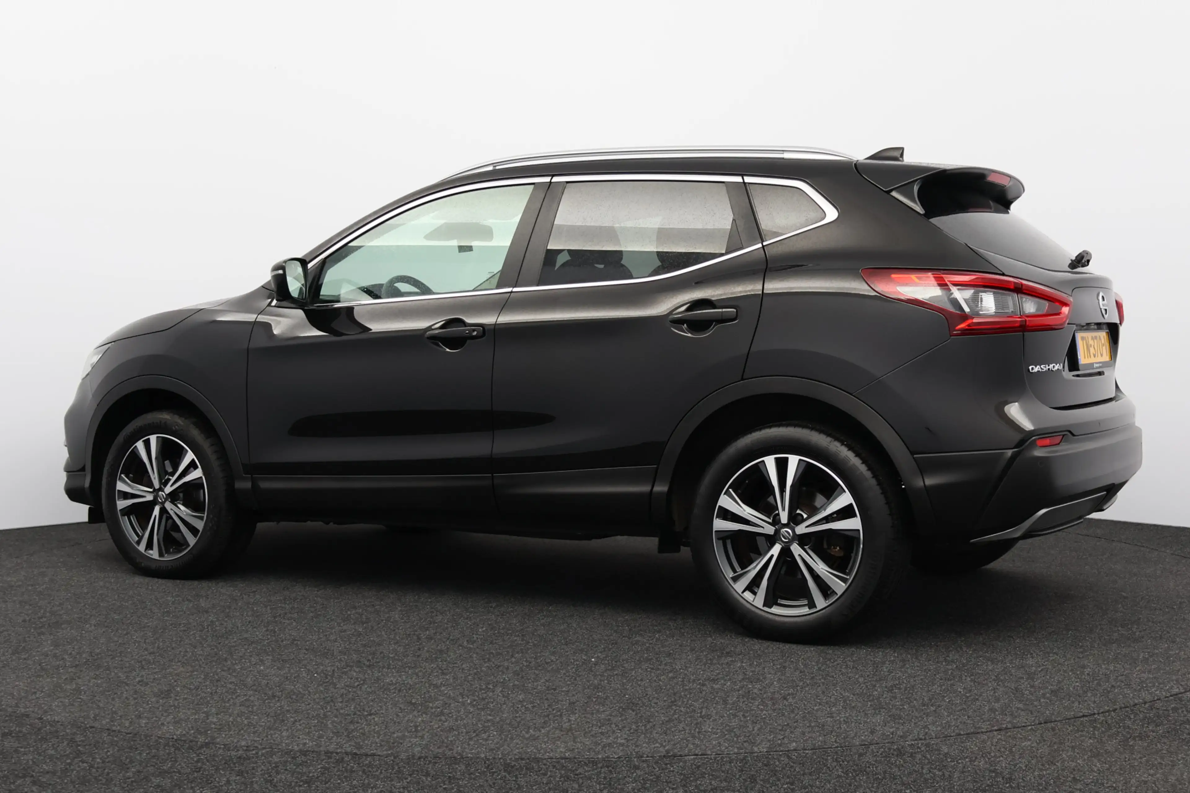 Nissan Qashqai 1.2 N-Connecta/ Panorama-Dak/ 18'' LMV/ Extra geti — photo 6