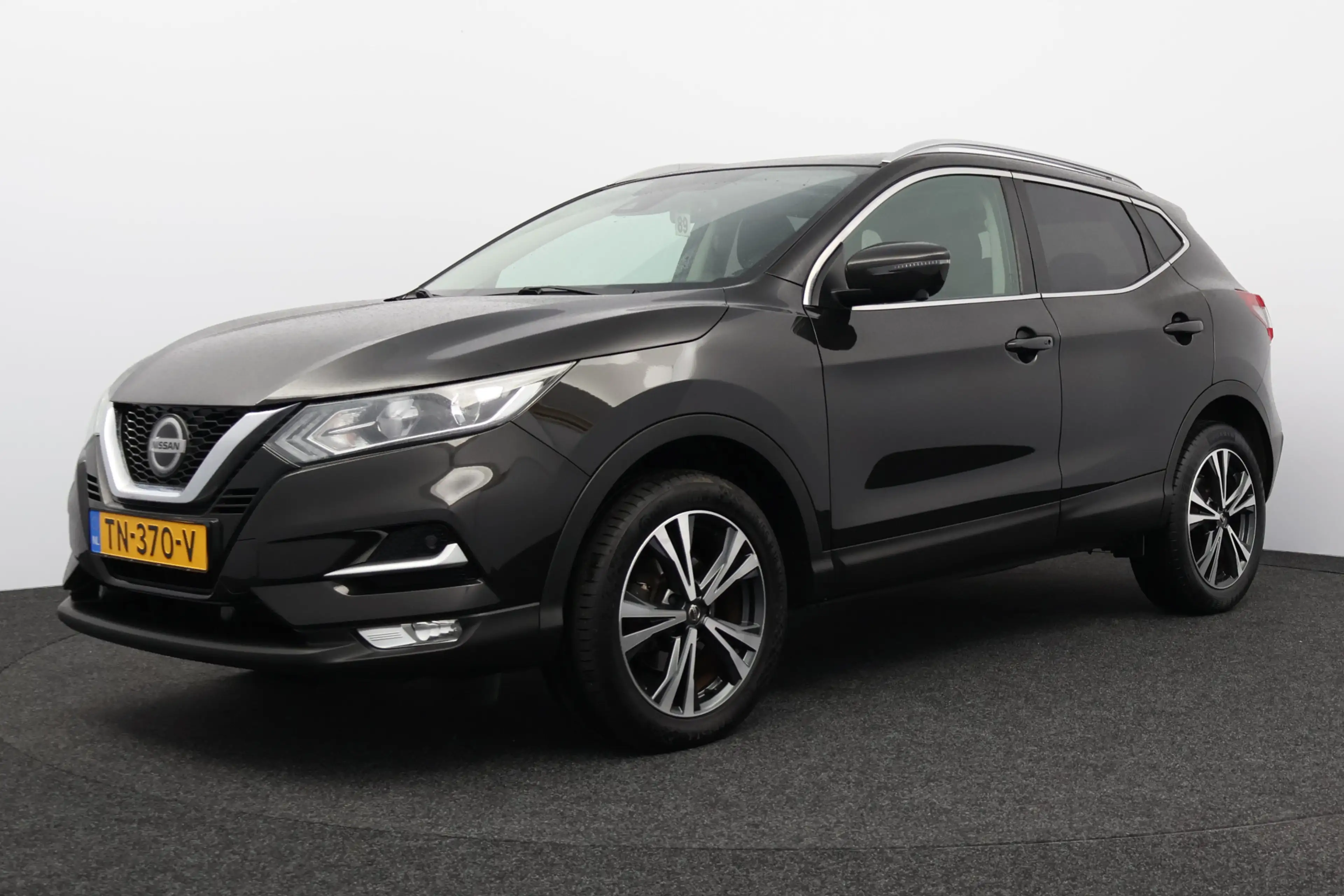 Nissan Qashqai 1.2 N-Connecta/ Panorama-Dak/ 18'' LMV/ Extra geti — photo 2