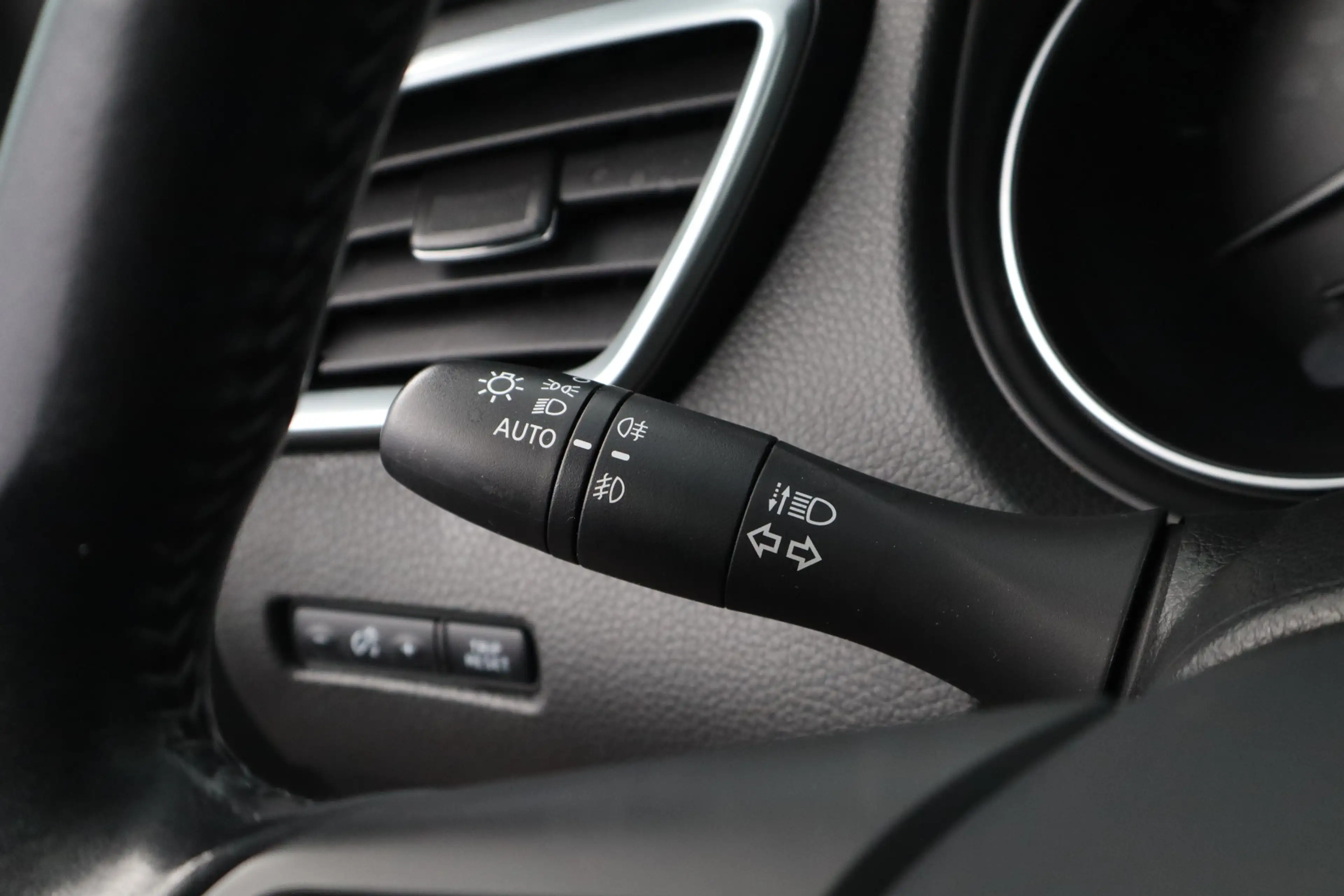 Nissan Qashqai 1.2 N-Connecta/ Panorama-Dak/ 18'' LMV/ Extra geti — photo 40