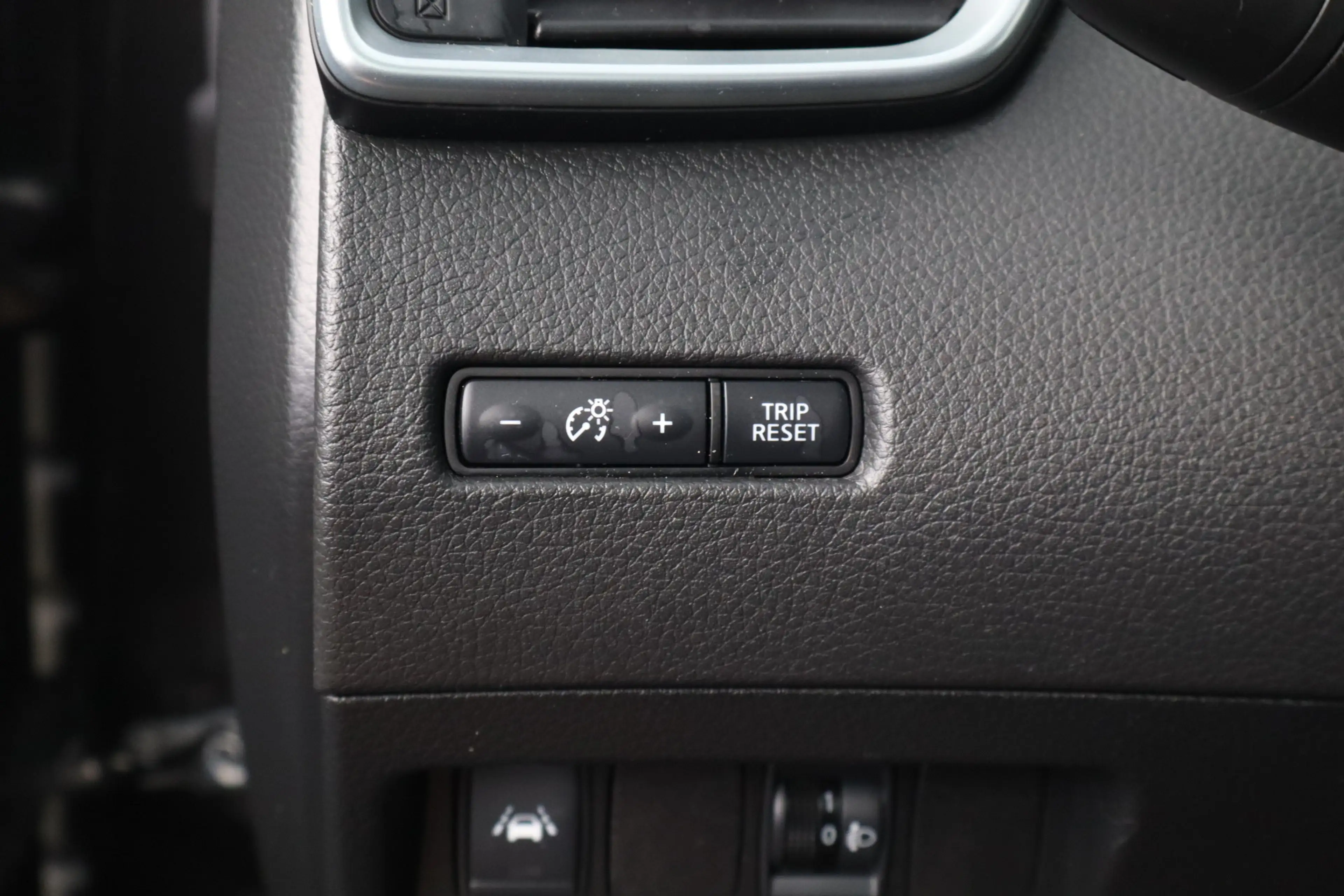 Nissan Qashqai 1.2 N-Connecta/ Panorama-Dak/ 18'' LMV/ Extra geti — photo 25