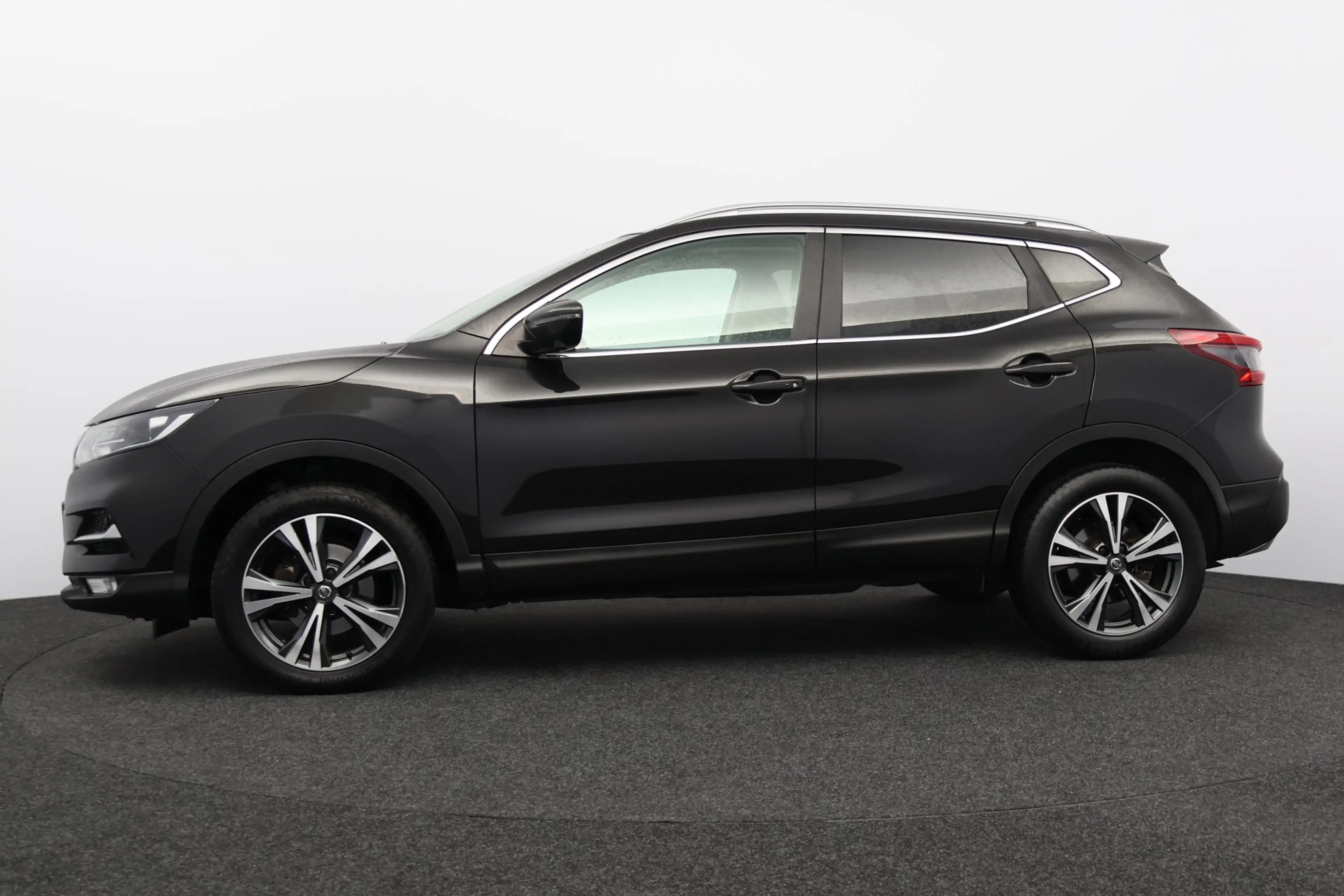 Nissan Qashqai 1.2 N-Connecta/ Panorama-Dak/ 18'' LMV/ Extra geti — photo 5