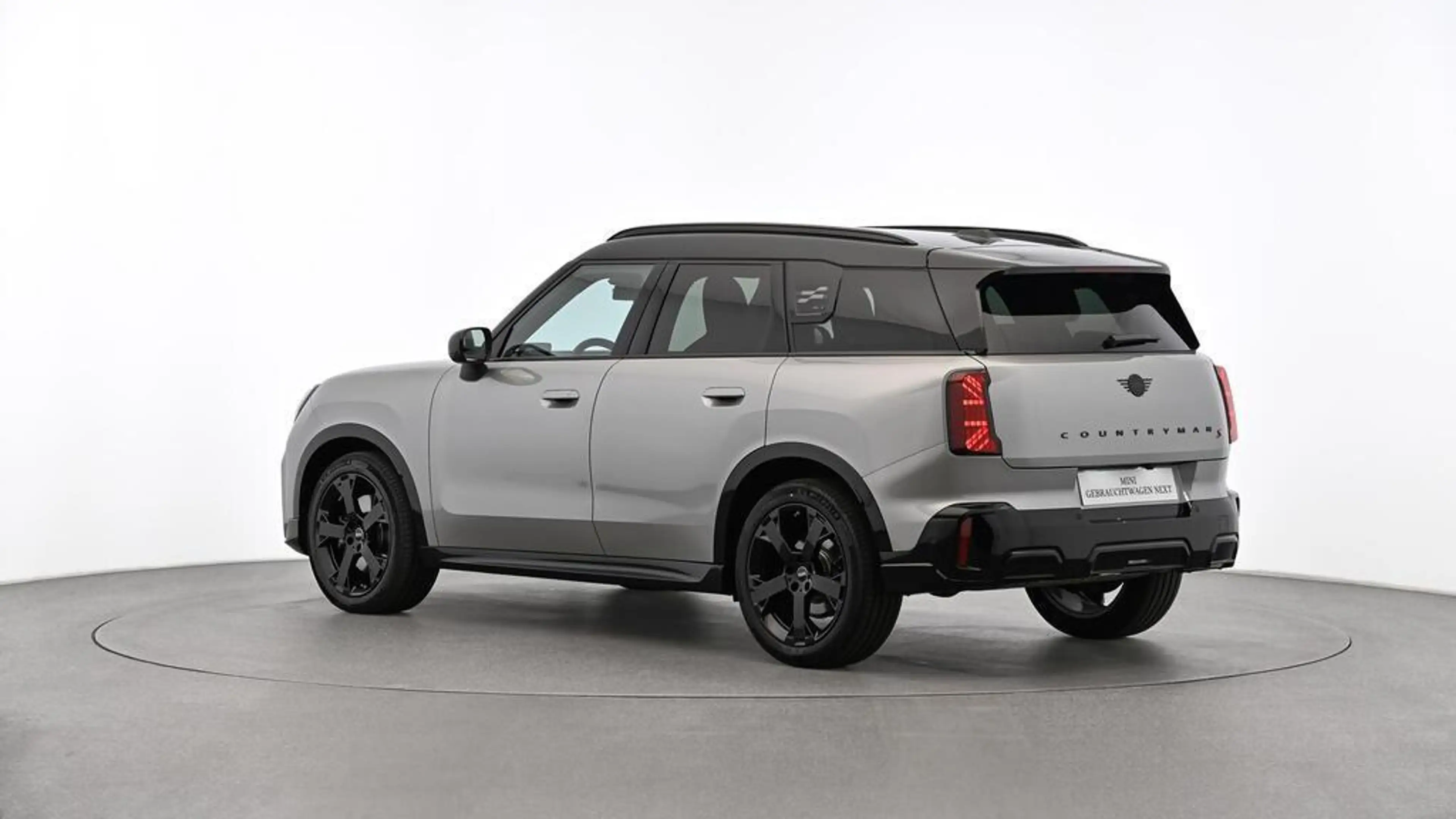 MINI Countryman S All4 John Cooper Works Trim — photo 6