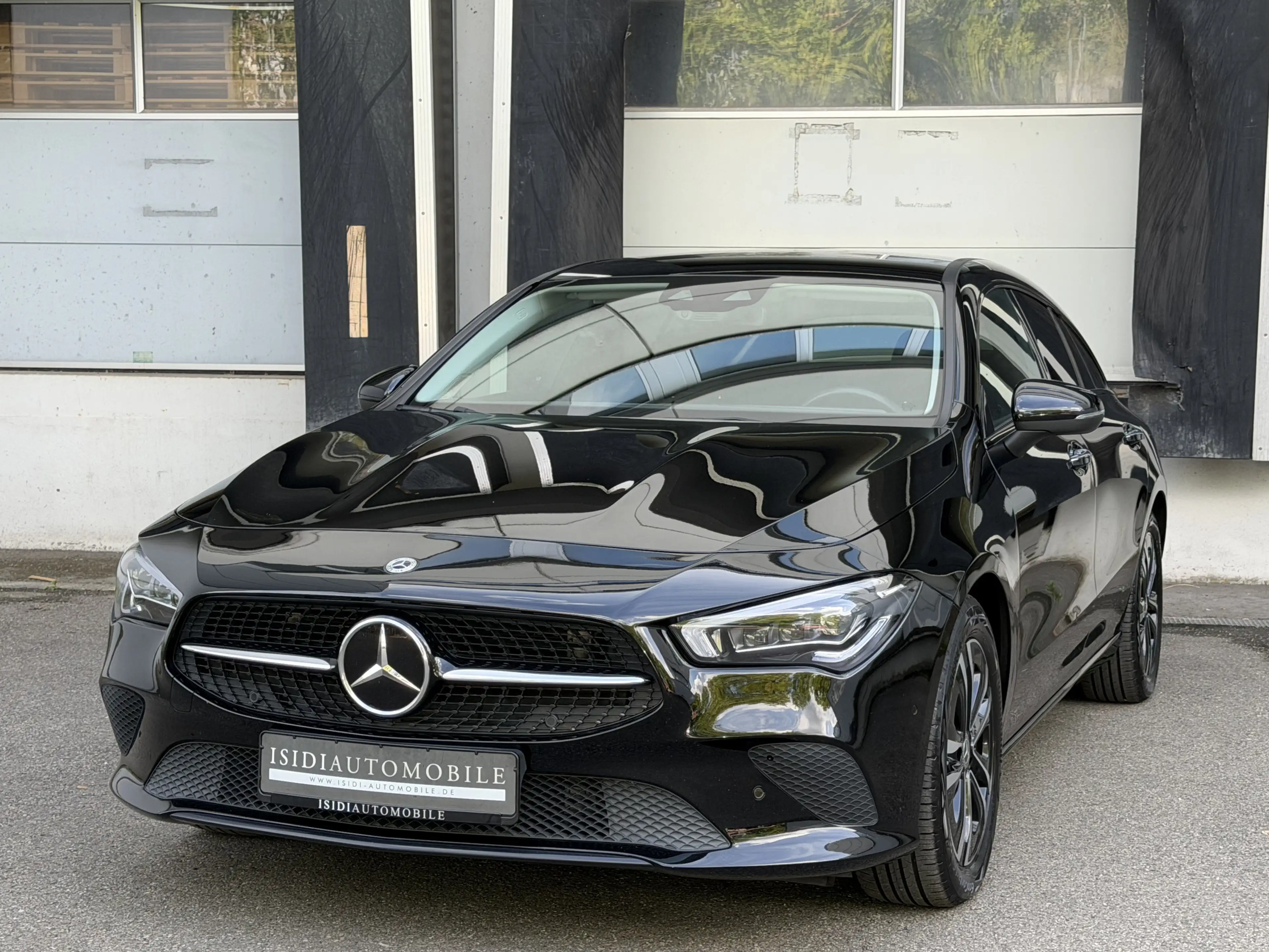 Mercedes-Benz CLA 200 D Urban LED Night ACC AHK