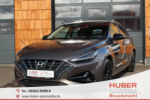 Hyundai i30 1.5l 117kW T-GDI MHEV 5-TÜRIG/NAVI/PDC/KAMERA 1...