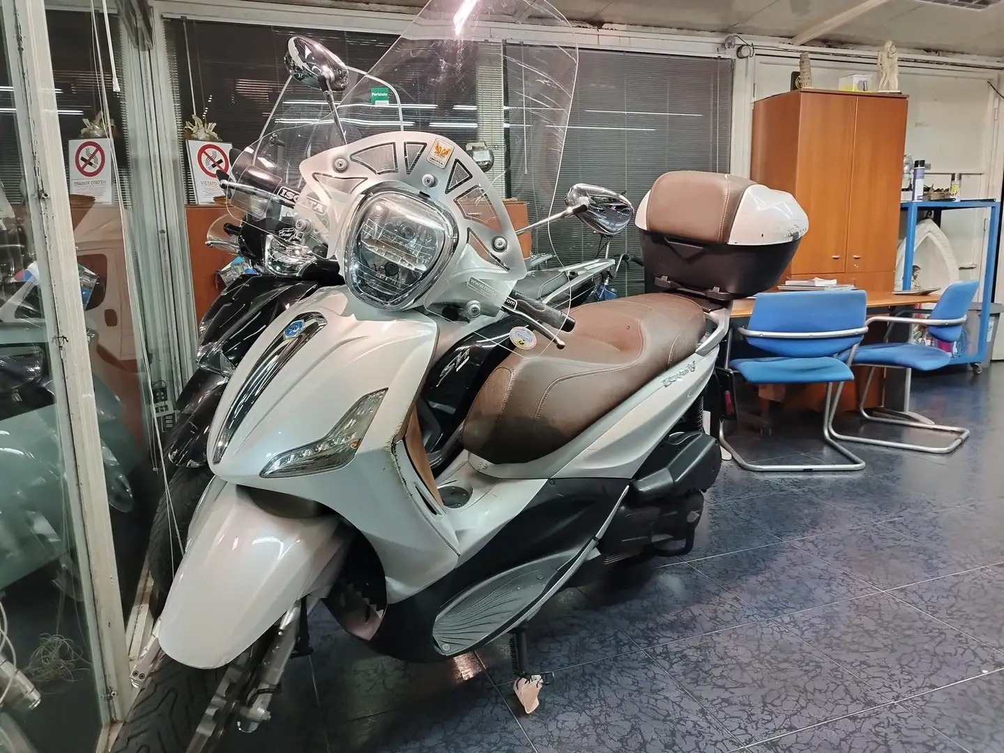 Piaggio Beverly 300 abs Blanc - 1