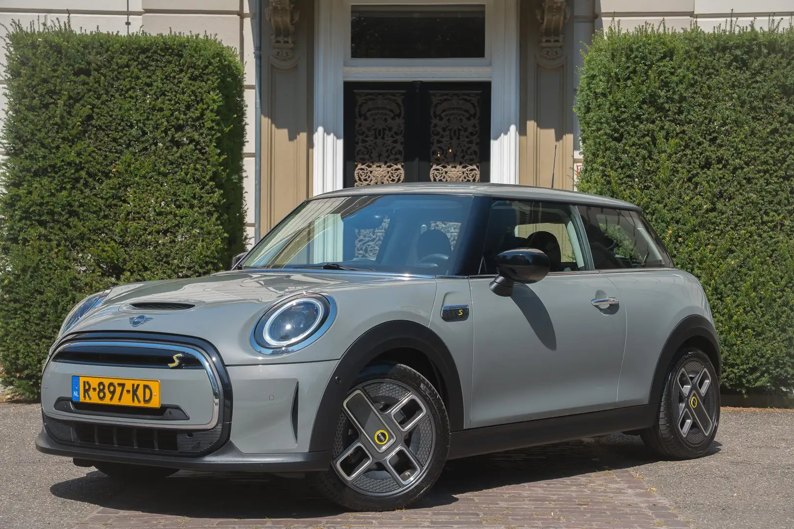 MINI Sonstige Electric MINI Electric 33 kWh ACC | CAMERA | CARPL Grau - 1
