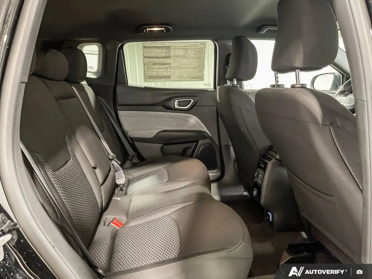 Jeep Compass photo Jeep Compass