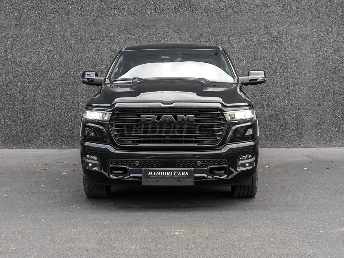 Dodge RAM 2025 Laramie Night € 54500 +12" DRIVER CLUSTER Noir - 2