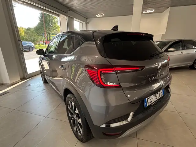 Renault Captur view 5