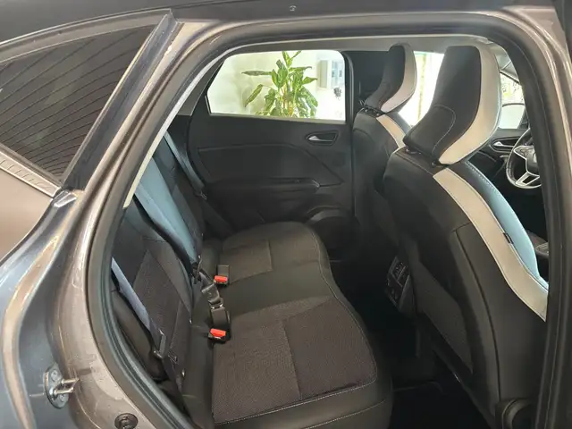 Renault Captur view 9