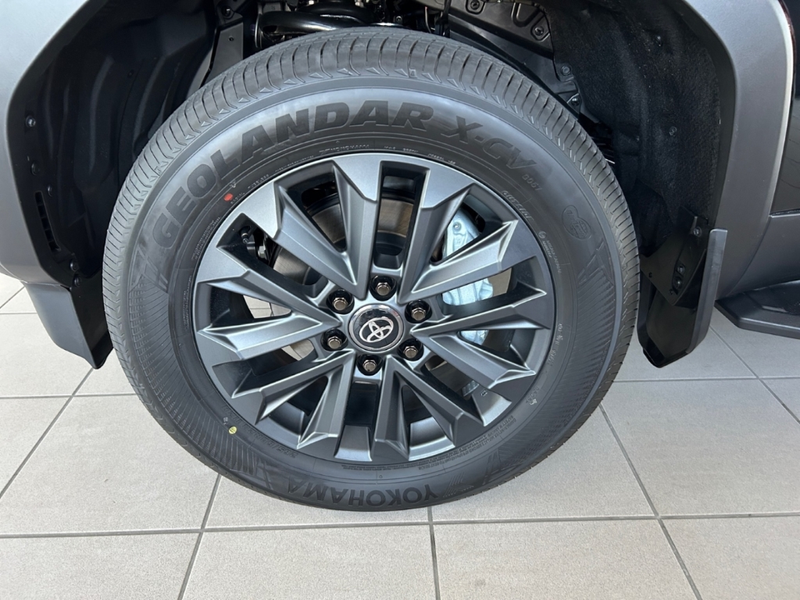 Toyota Land Cruiser 2.8 D-4D Mild-Hybrid Lounge Panorama — photo 8