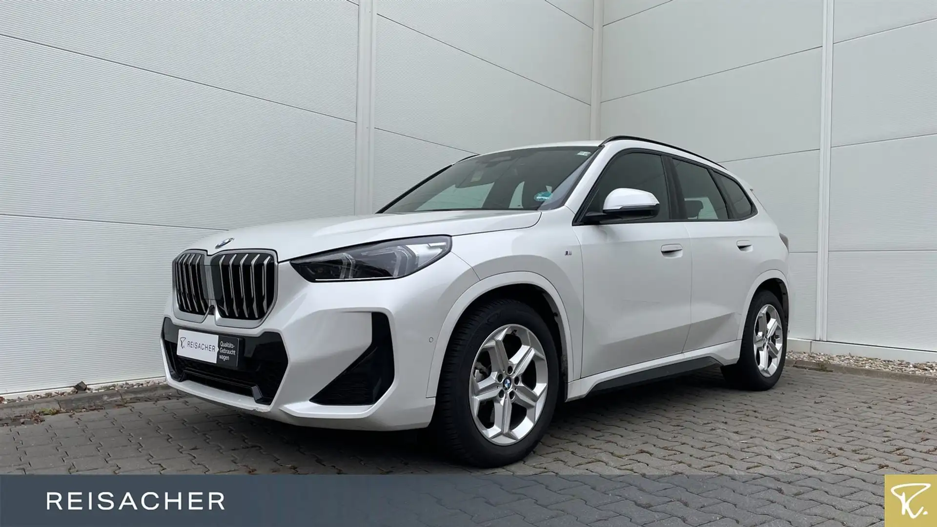 BMW X1 xDrive23d M Sport,DAPro.HuD,360°,adLED Weiß - 1