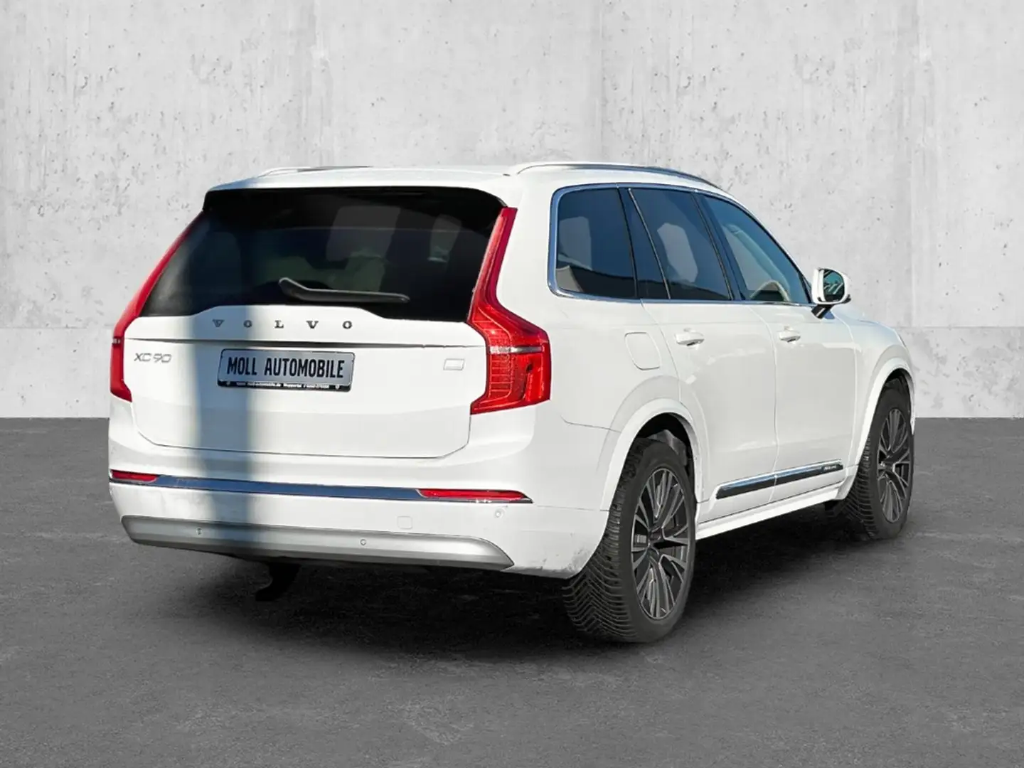 Volvo XC90 Inscription Expression Recharge Plug-In Hybrid AWD Weiß - 2