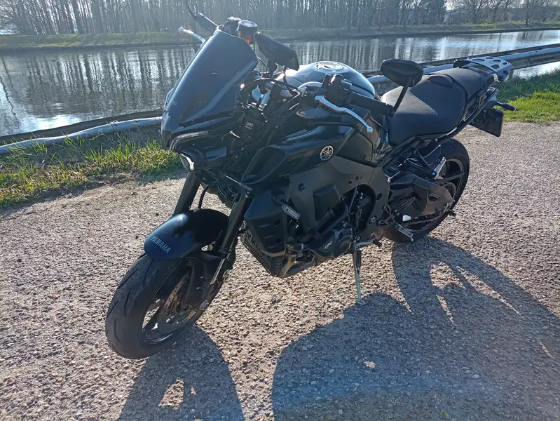 Yamaha MT-10 - foto 4