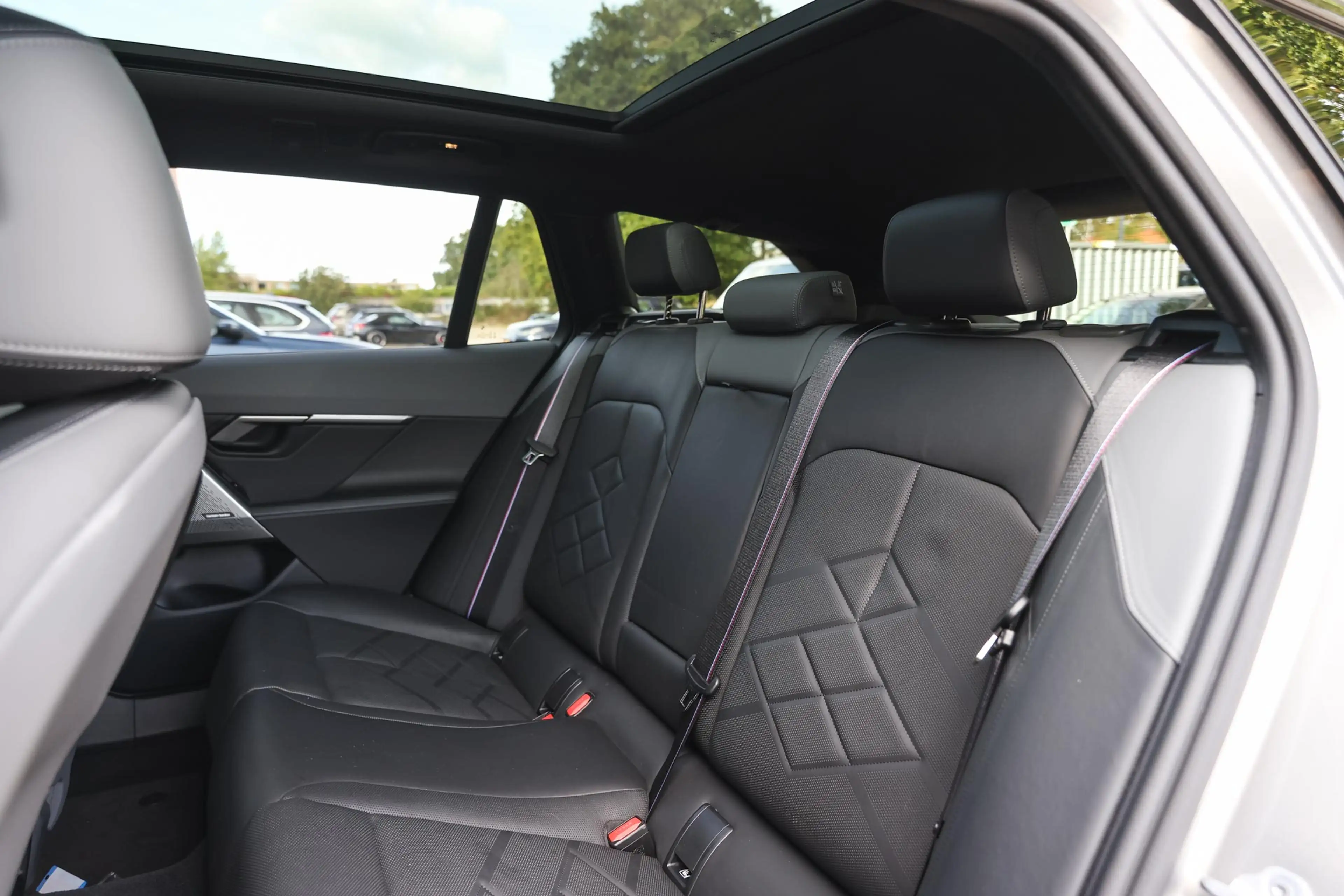 BMW 530 5 Serie Touring 530e M Sport Automaat / Panoramada — photo 12
