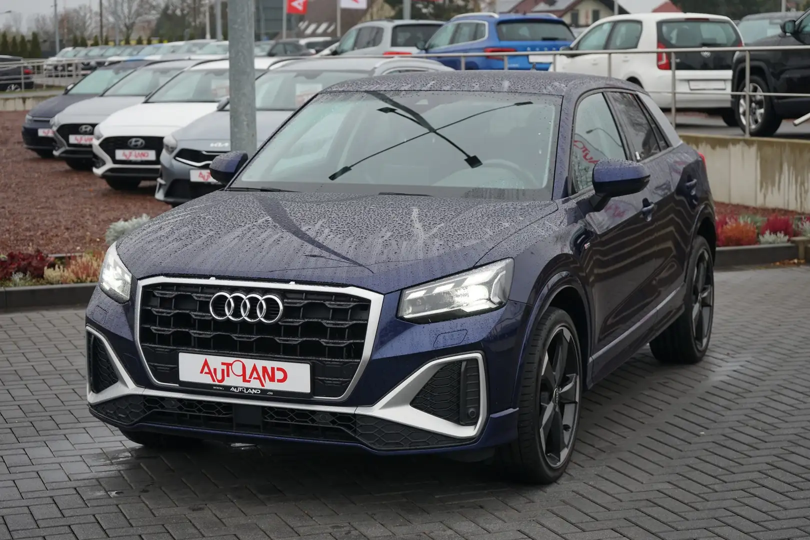 Audi Q2 35 1.5 TFSI S-Line Standheizung Tempomat Blau - 2