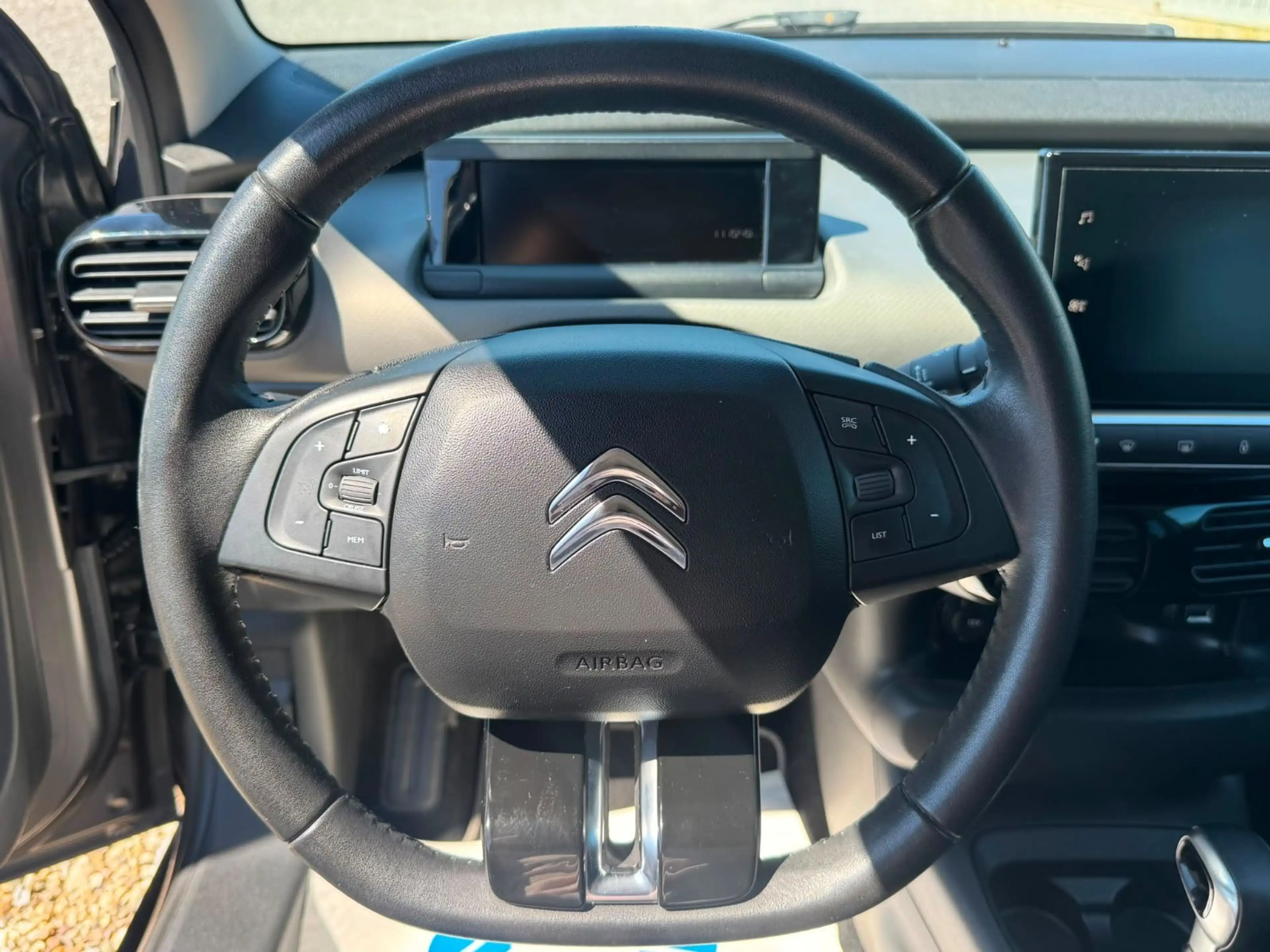 Citroen C4 Cactus Shine Automatik Navi Kamera — photo 12