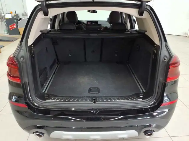 BMW X3 view 15