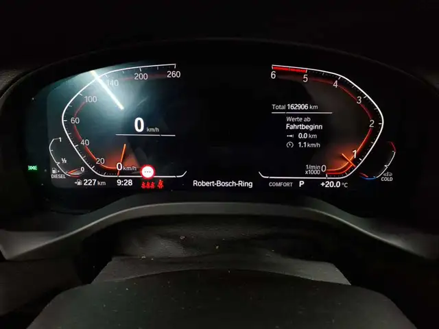 BMW X3 view 11