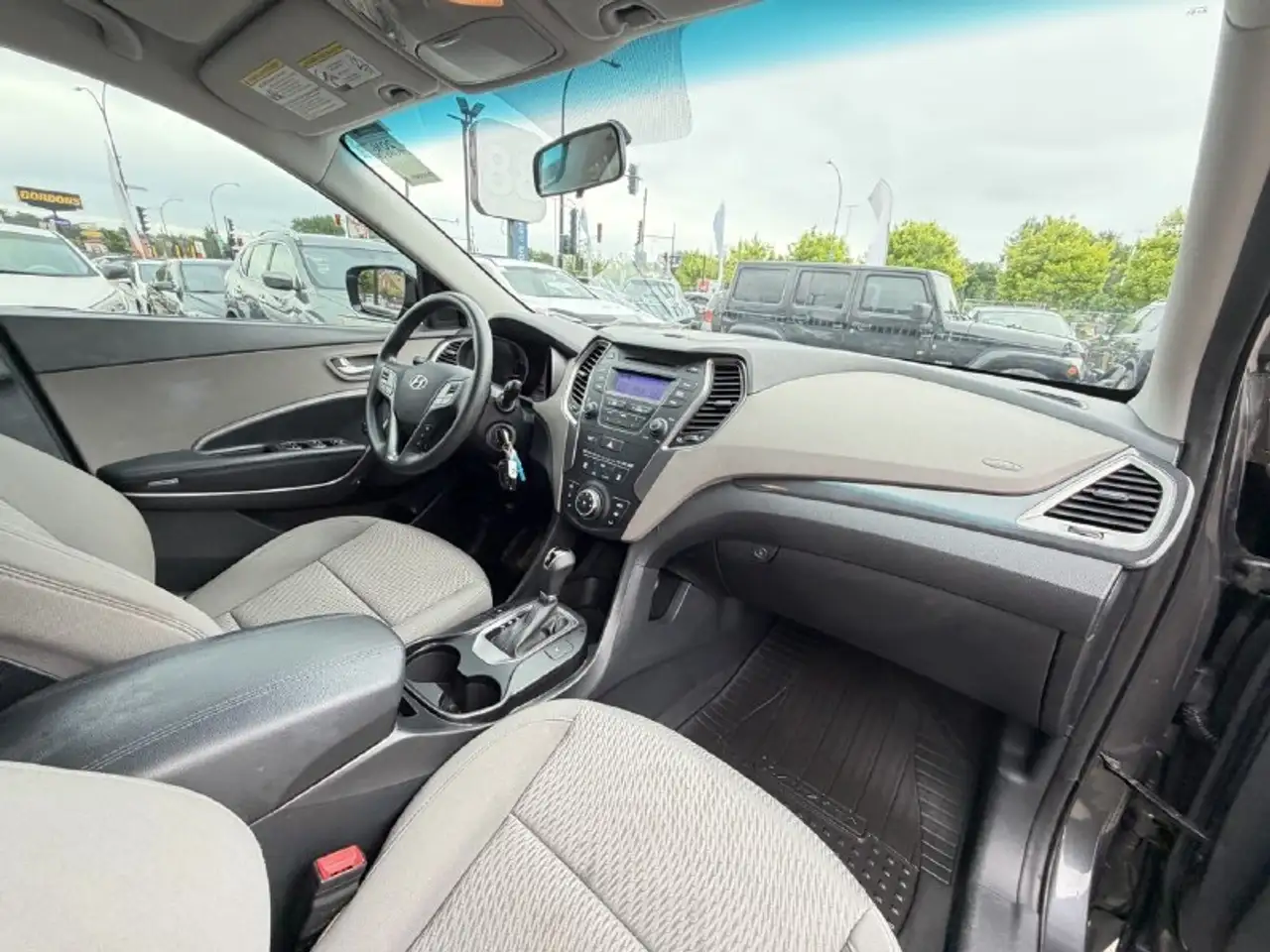 Hyundai SANTA FE снимка Hyundai SANTA FE