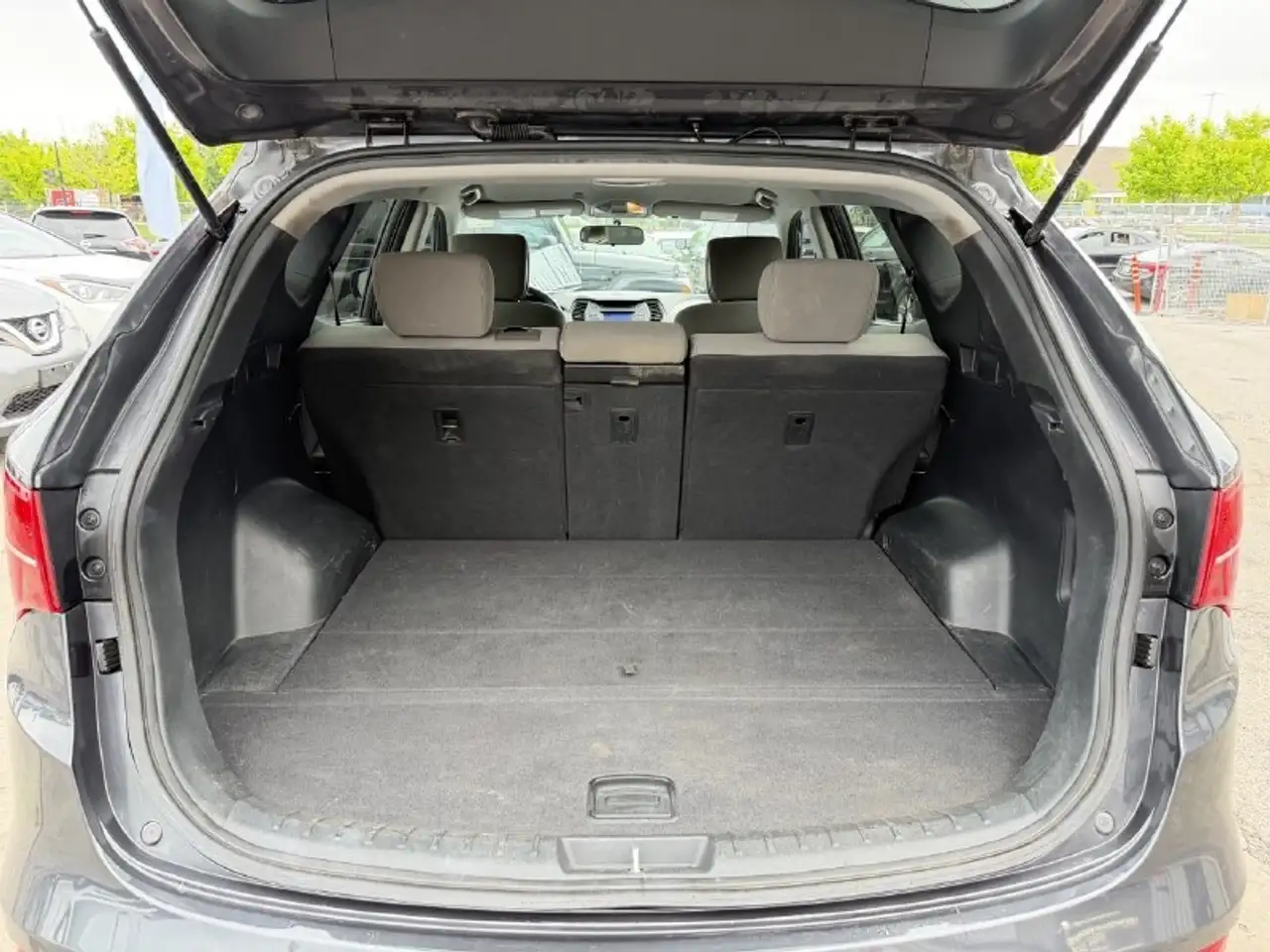 Hyundai SANTA FE снимка Hyundai SANTA FE