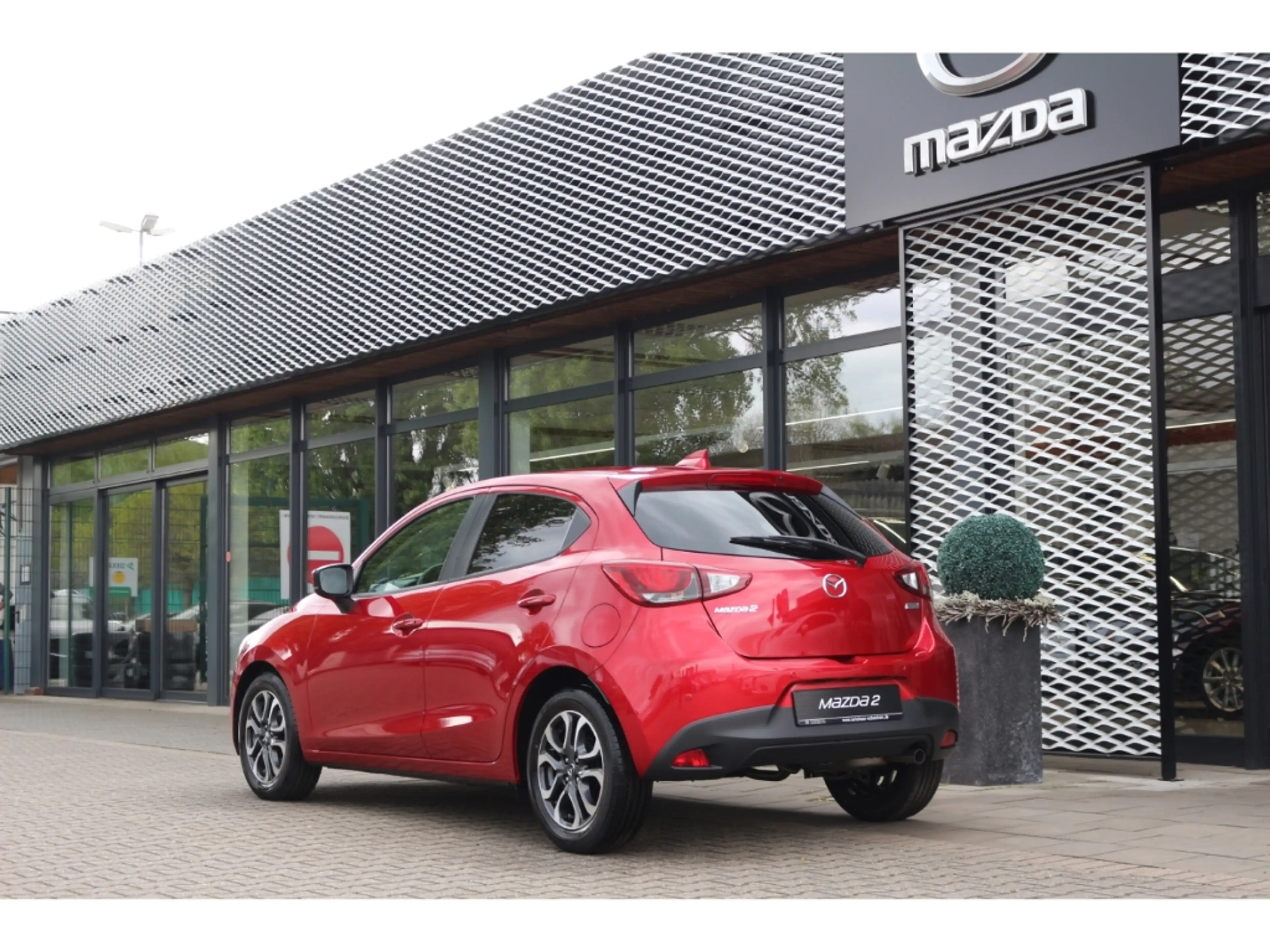 Mazda 2 SKY-G SPORTS-LINE LIC-P TEC-P NAV+GJ-RÄDER !! — photo 3