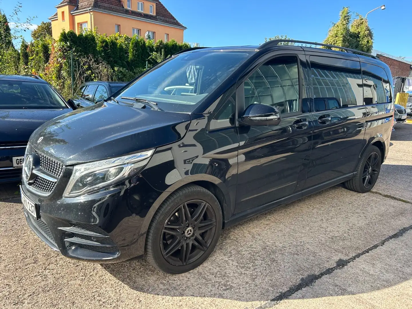 Mercedes-Benz V 300 AMG-Line Avantgarde Edition 2021 kompakt Noir - 1