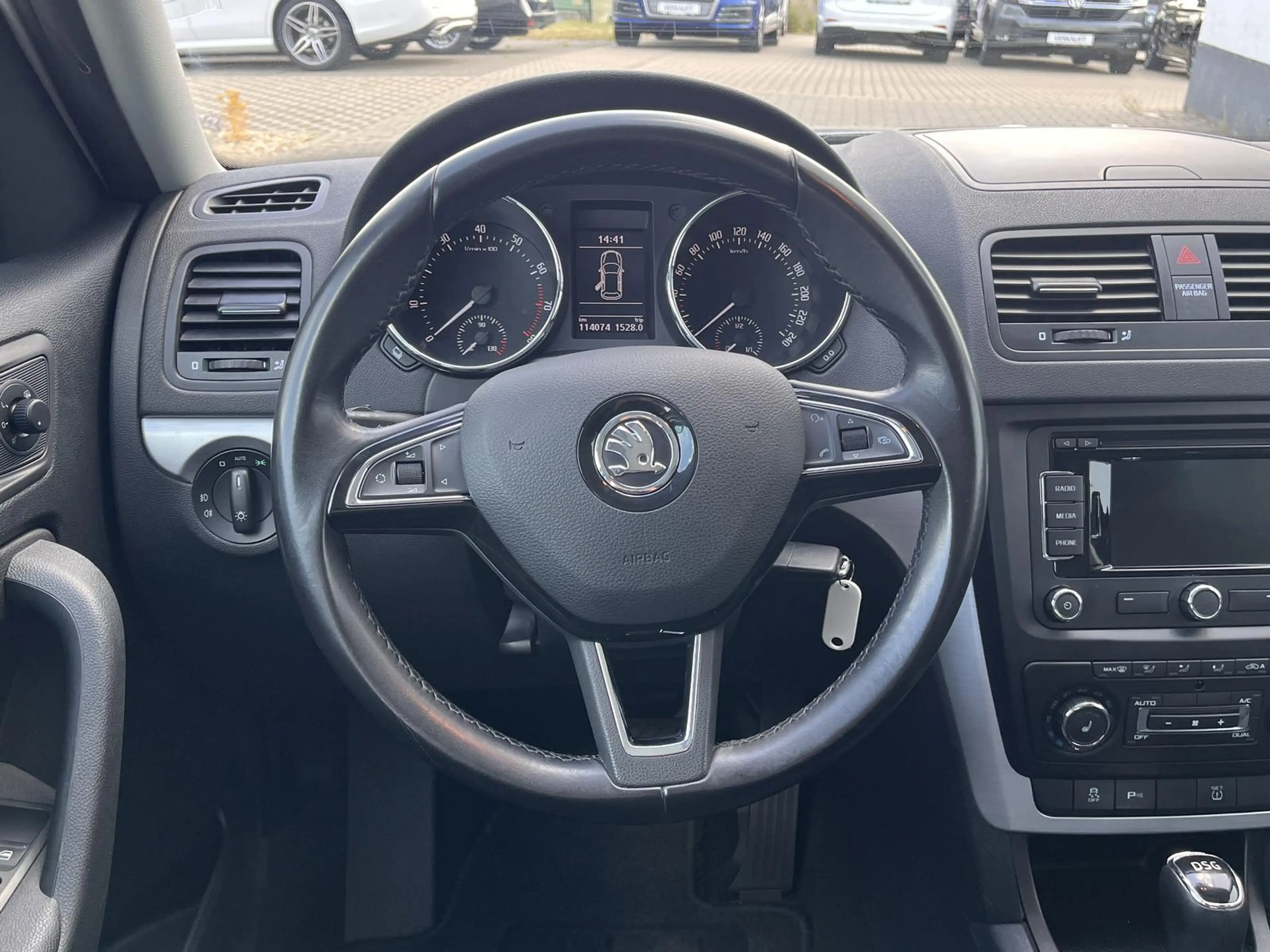 Skoda Yeti 1.4 TSI DSG Ambition /P.Dach/Navi/A.Kup.// — photo 14
