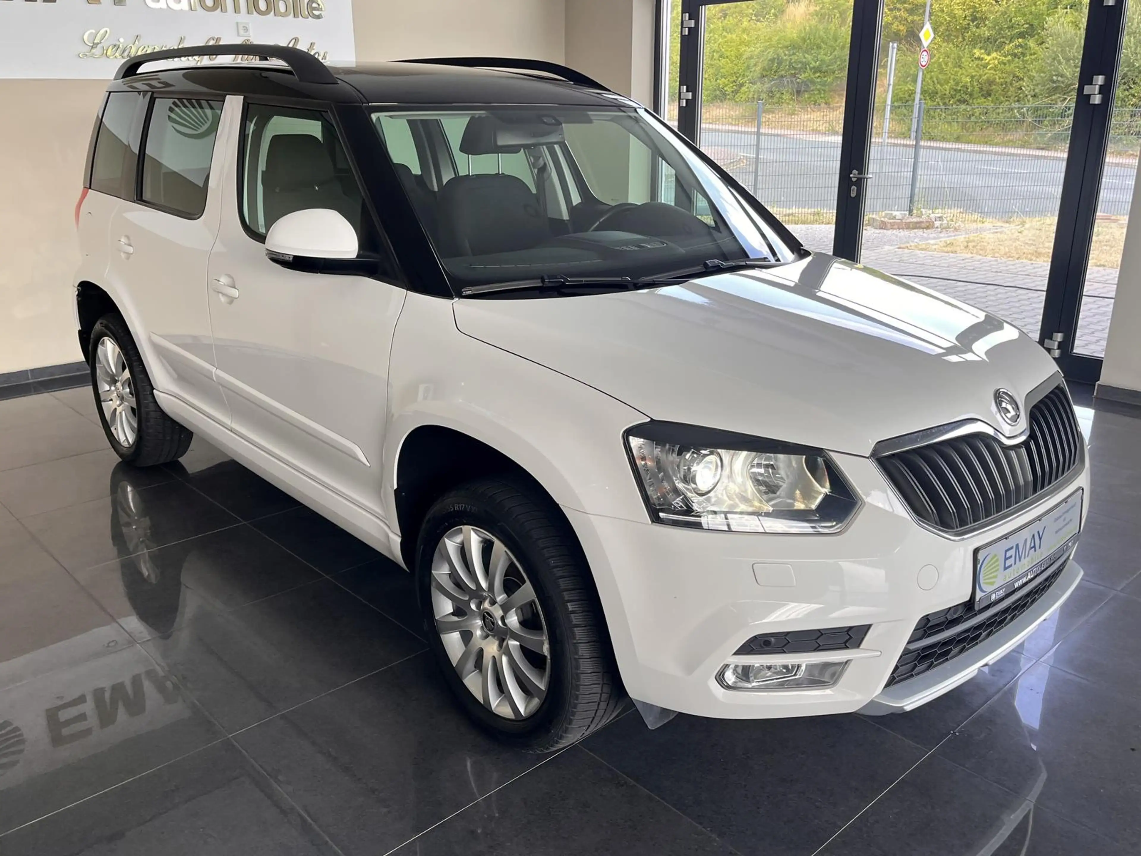 Skoda Yeti 1.4 TSI DSG Ambition /P.Dach/Navi/A.Kup.// — photo 3